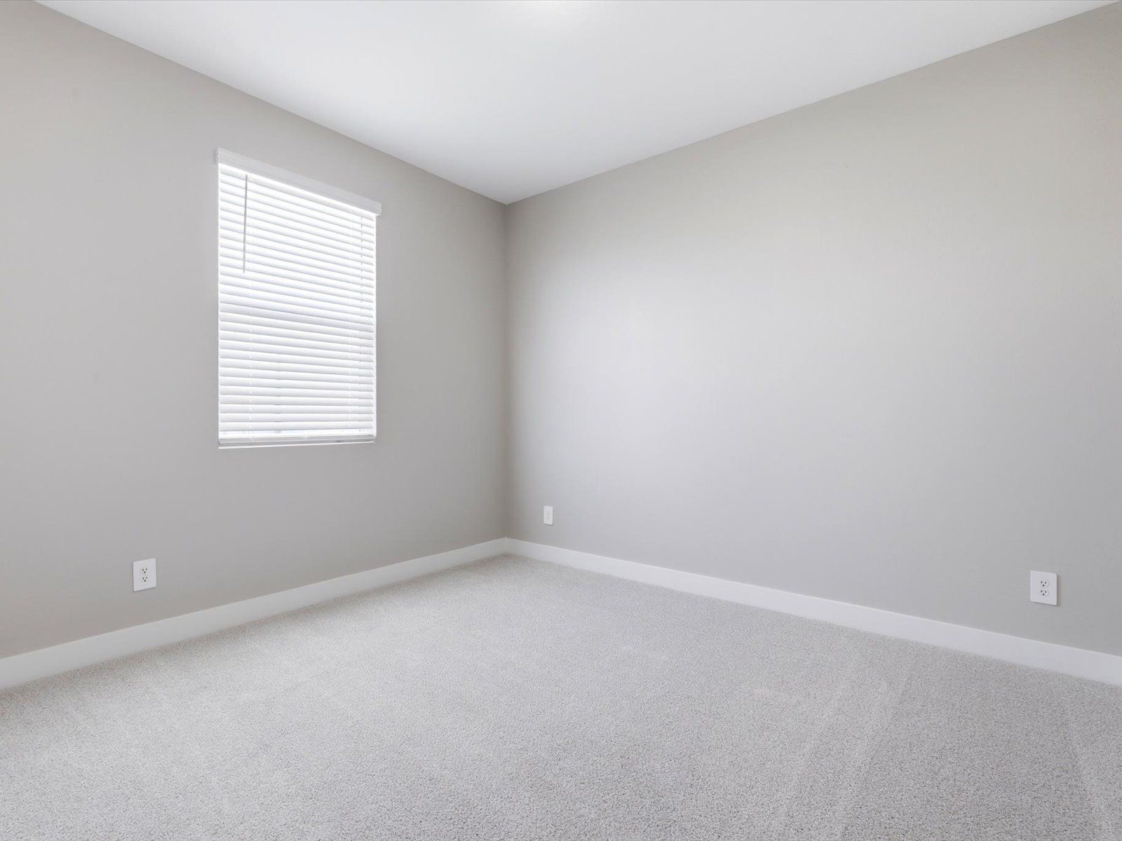 PHX_White-Tank-Foothills_Bailey_Bedroom_E_8078-N-185th-Dr
