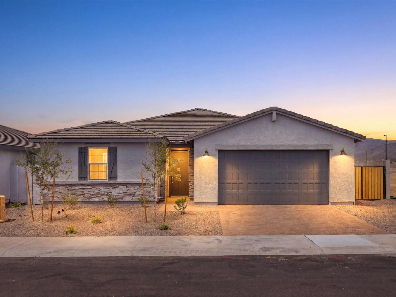PHX_White-Tank-Foothills_Bailey_Facade-Twilight_E_8078-N-185th-Dr