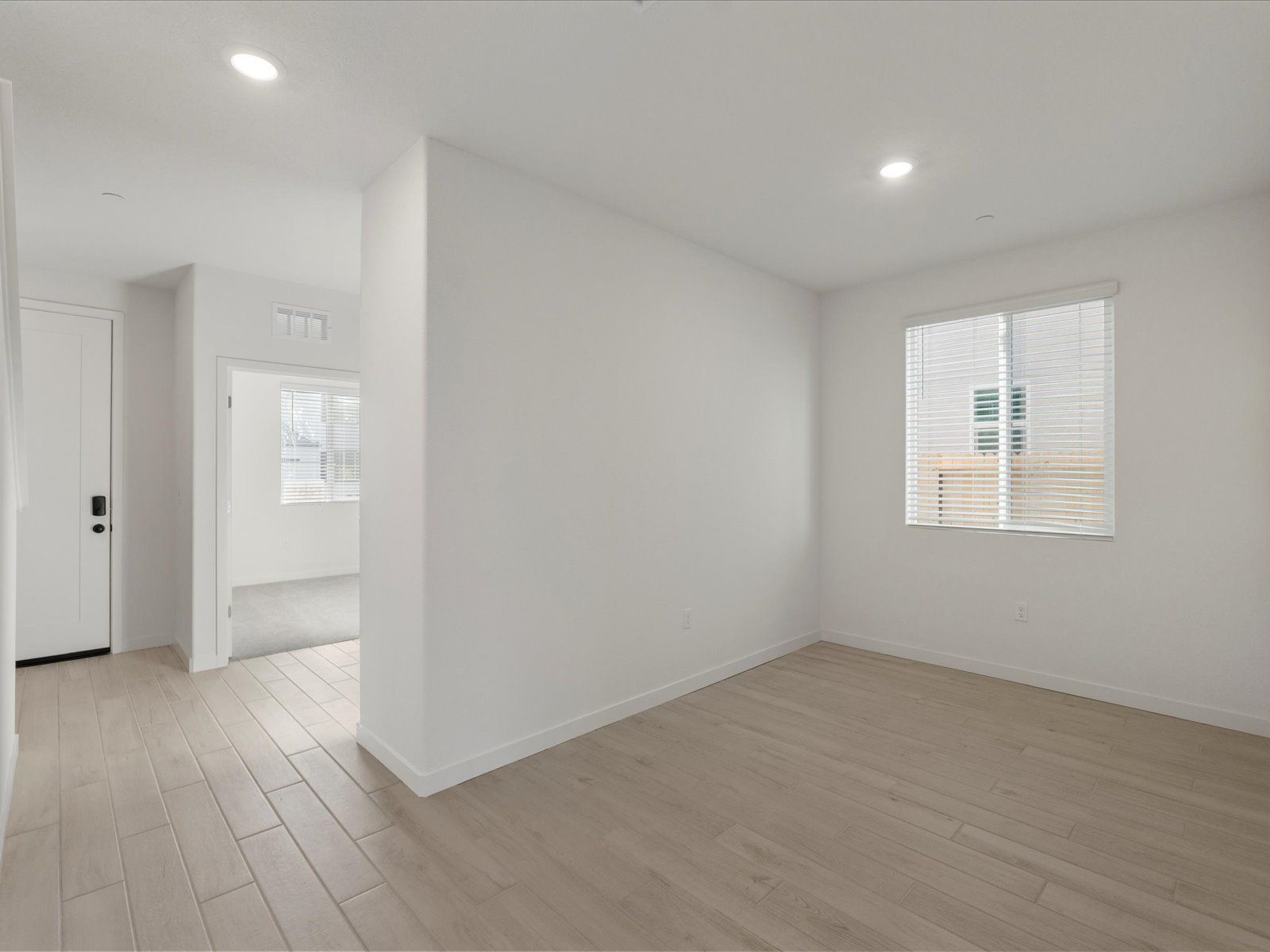 Entry and Flex Space