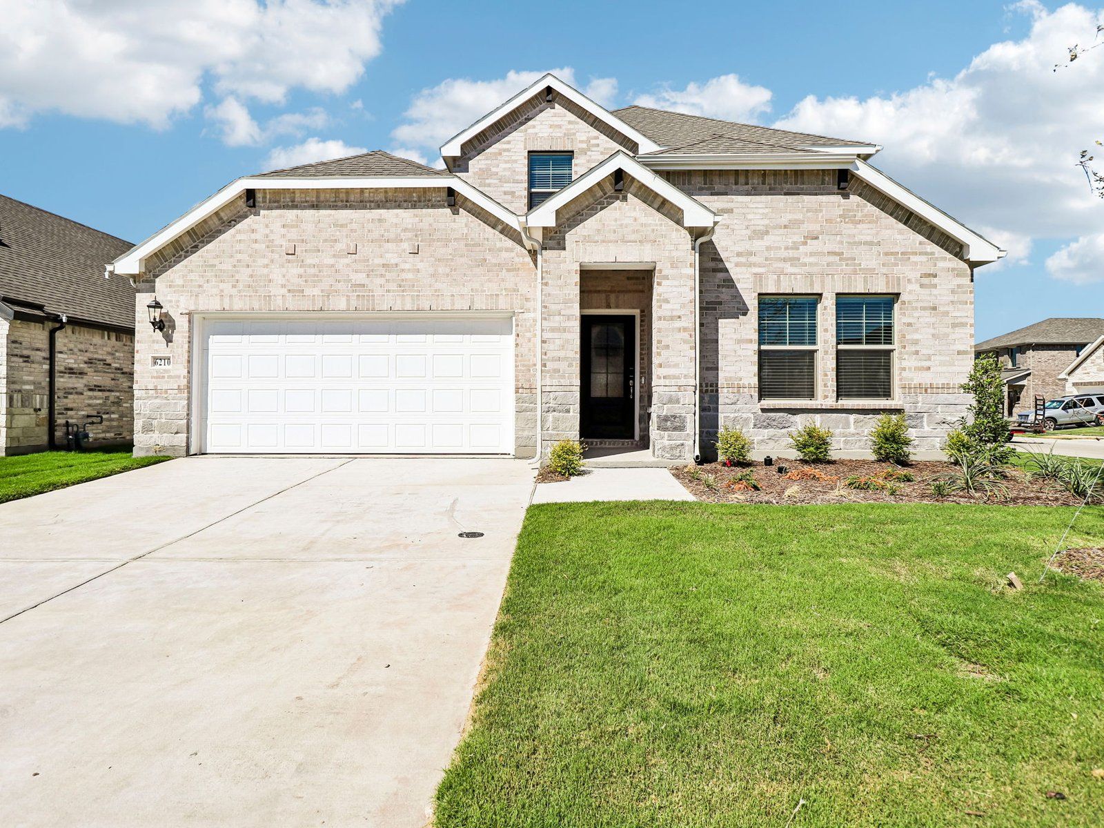 The Pearl - Eastridge - Signature Series: McKinney, Texas - Meritage Homes