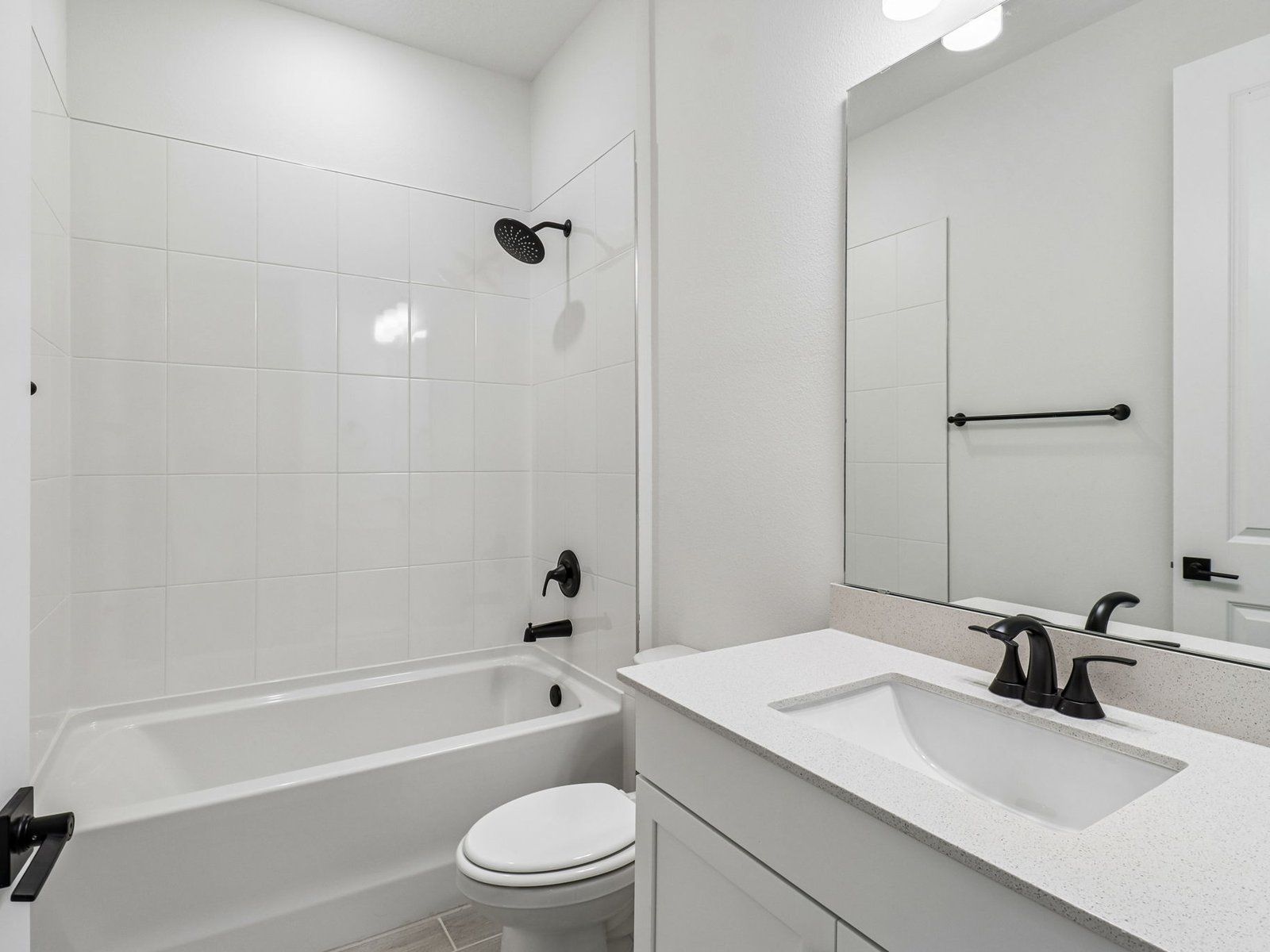 Secondary bathroom in the Coral floorplan