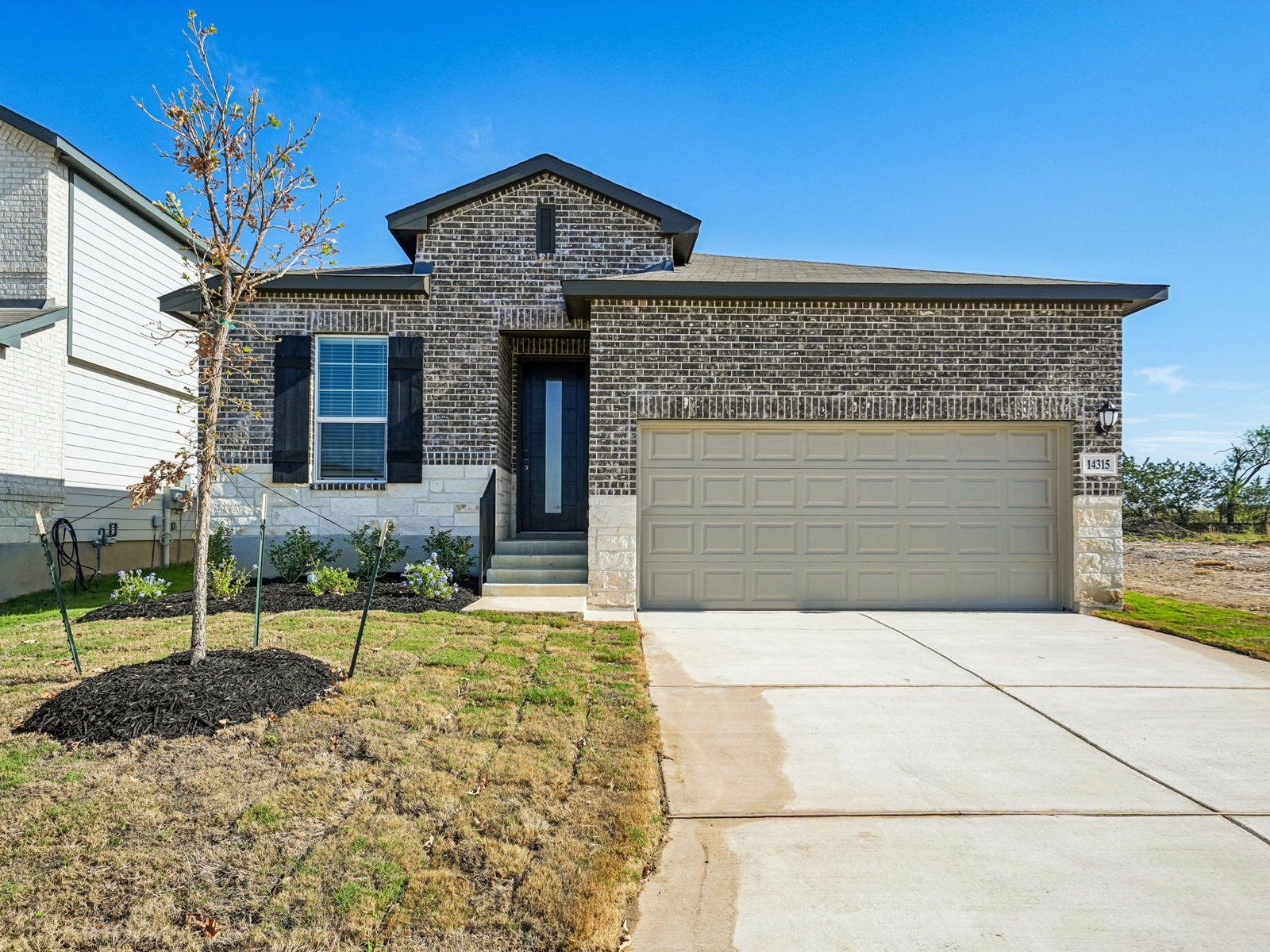 Rio Grande (3010) - Thomas Pond: San Antonio, Texas - Meritage Homes