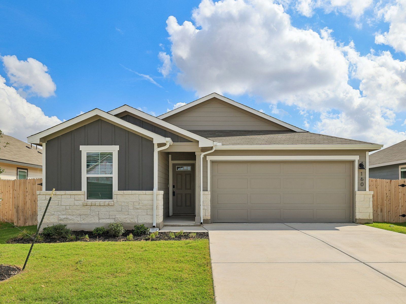 160 Sleep Hollow Front Exterior