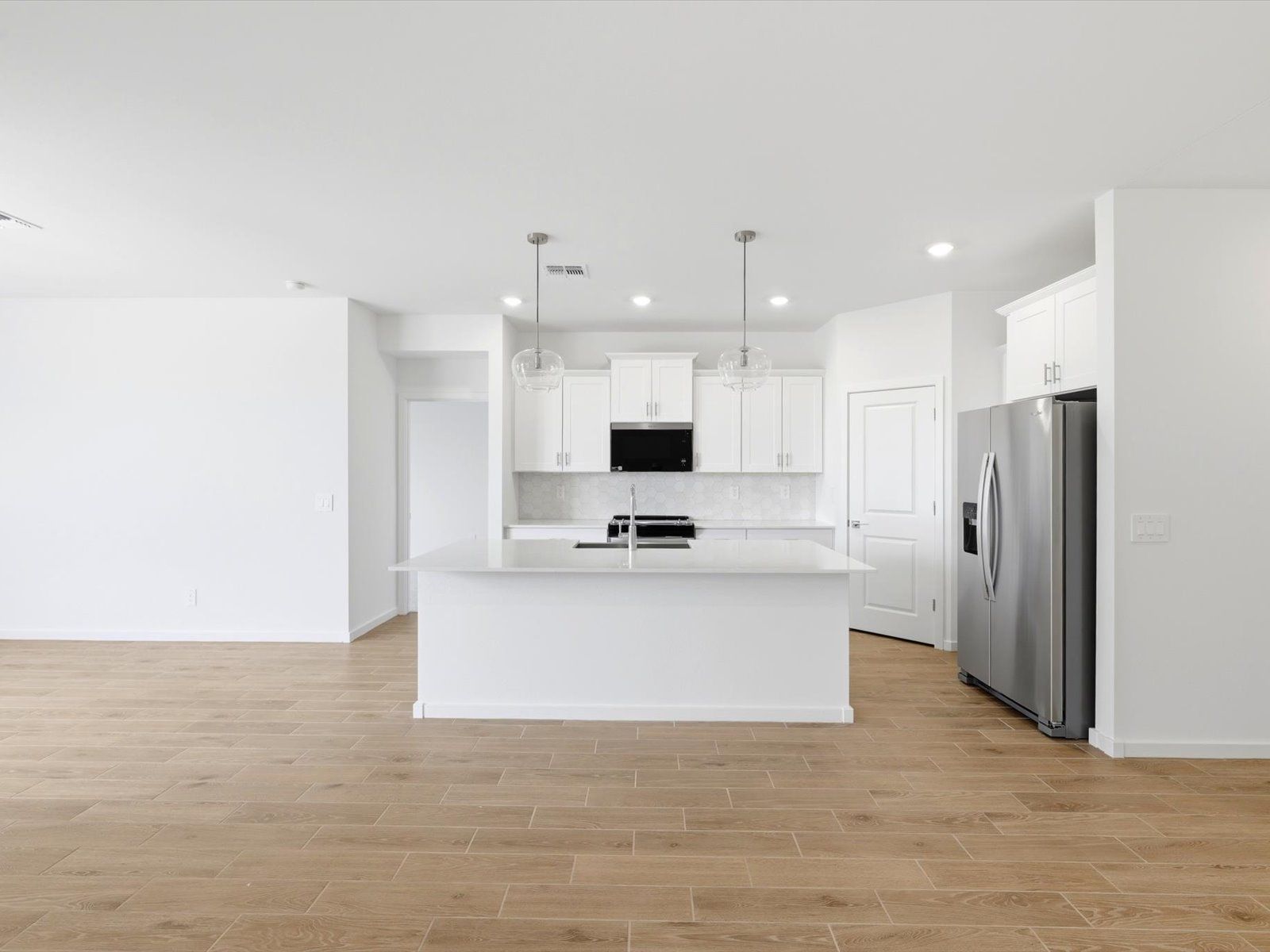 Interior image taken at a Meritage Homes community in San Tan Valley, AZ.