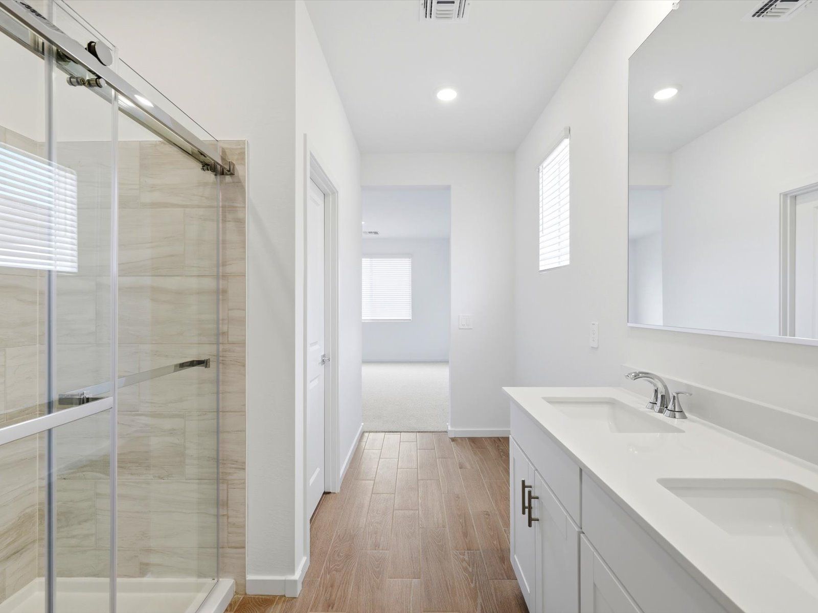 Interior image taken at a Meritage Homes community in San Tan Valley, AZ.