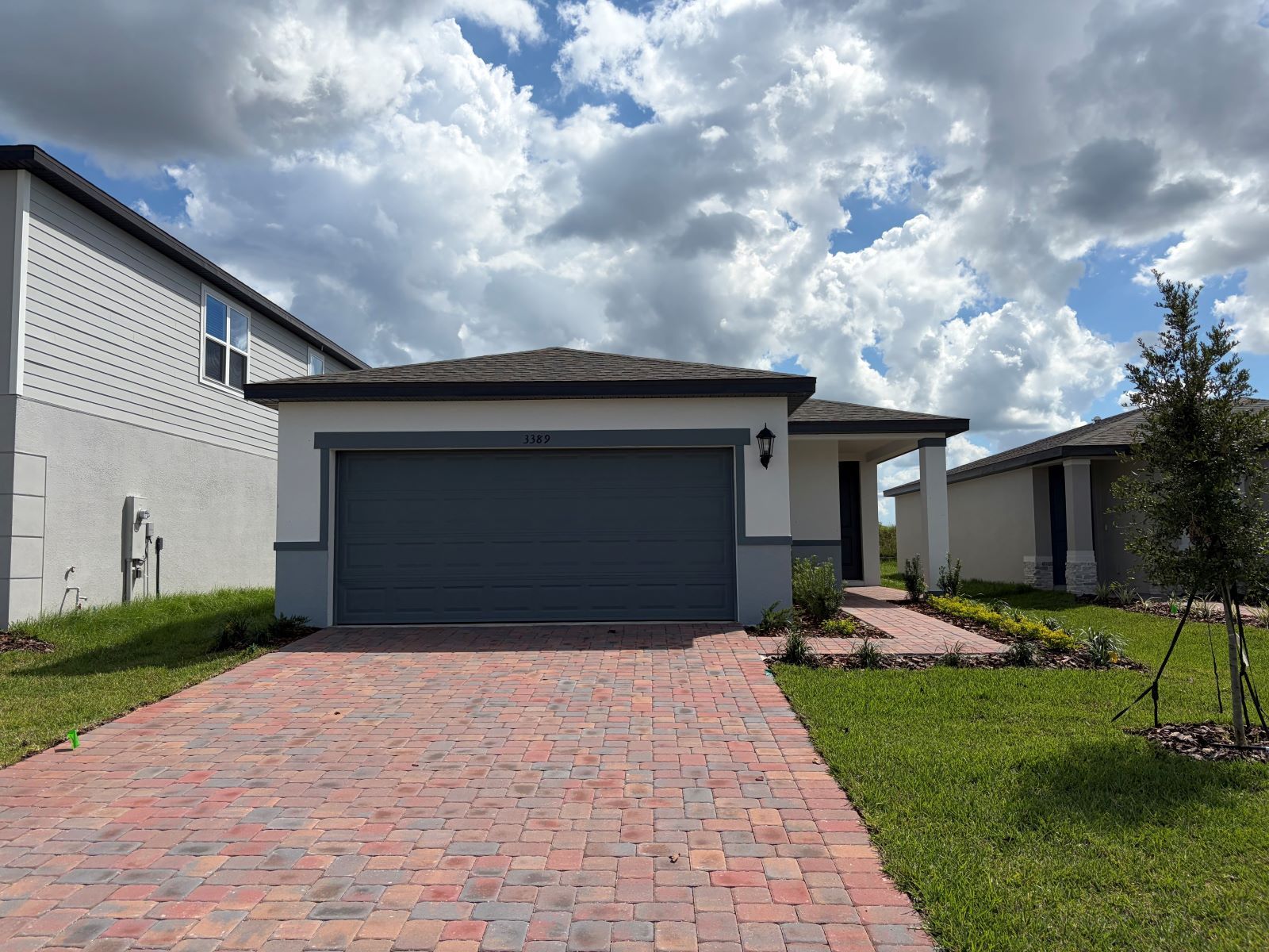 Front exterior of 3389 Linger Lane