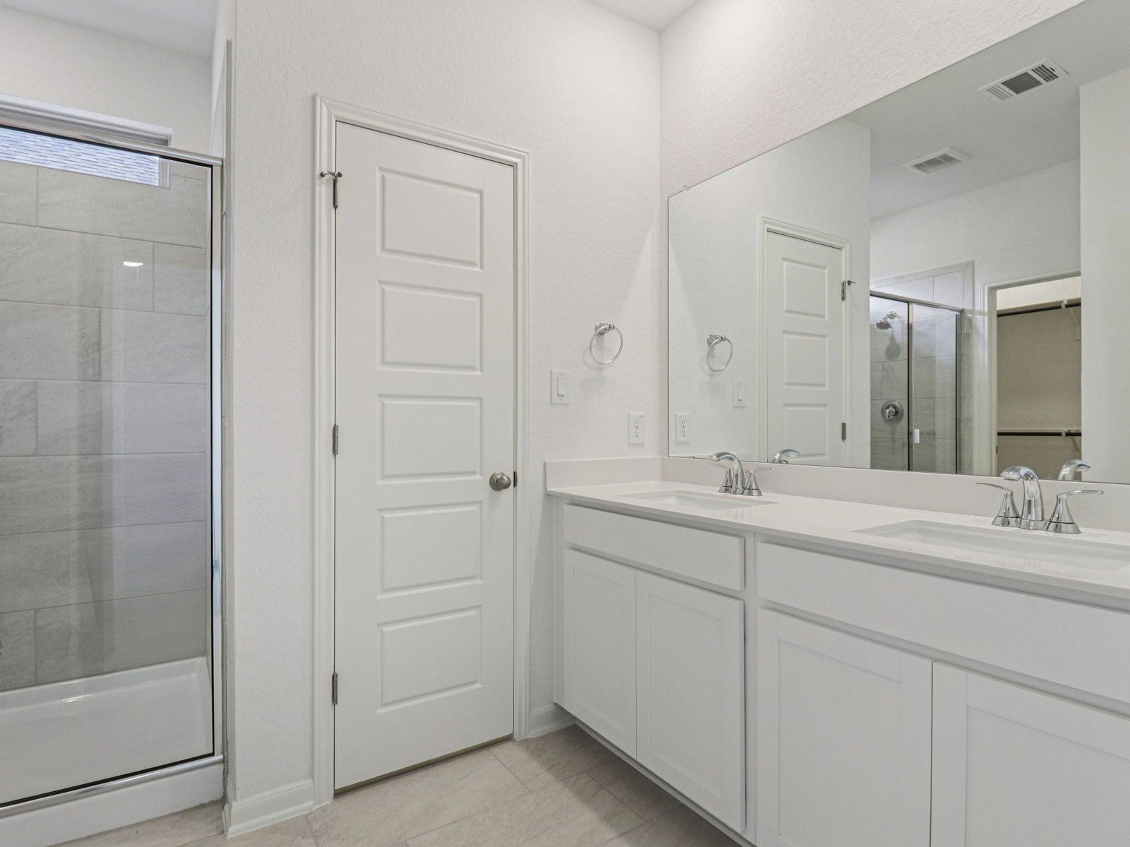 Primary Suite Bathroom