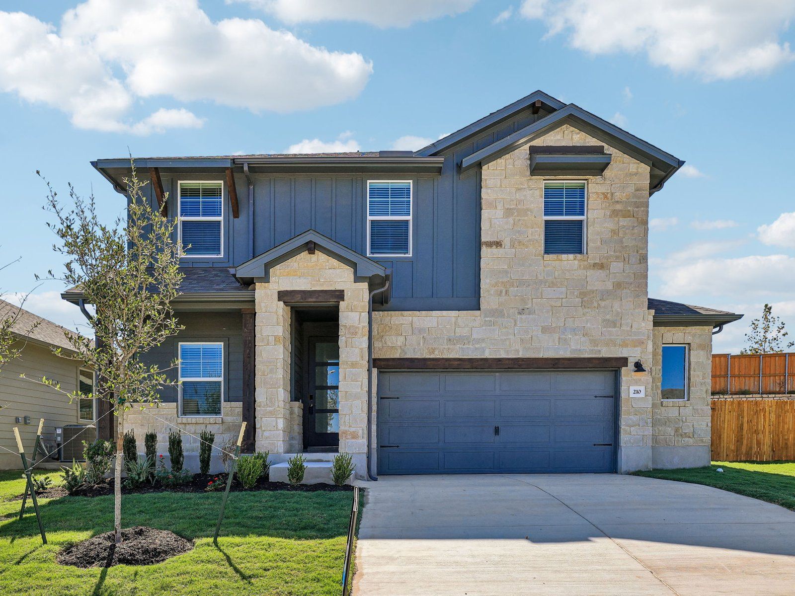 The McCoy (860) - Prairie Winds - Executive Collection: Hutto, Texas - Meritage Homes