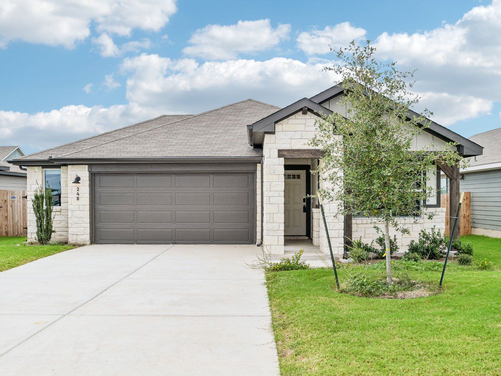 The Briscoe (820) - Waterstone Crossing: Kyle, Texas - Meritage Homes