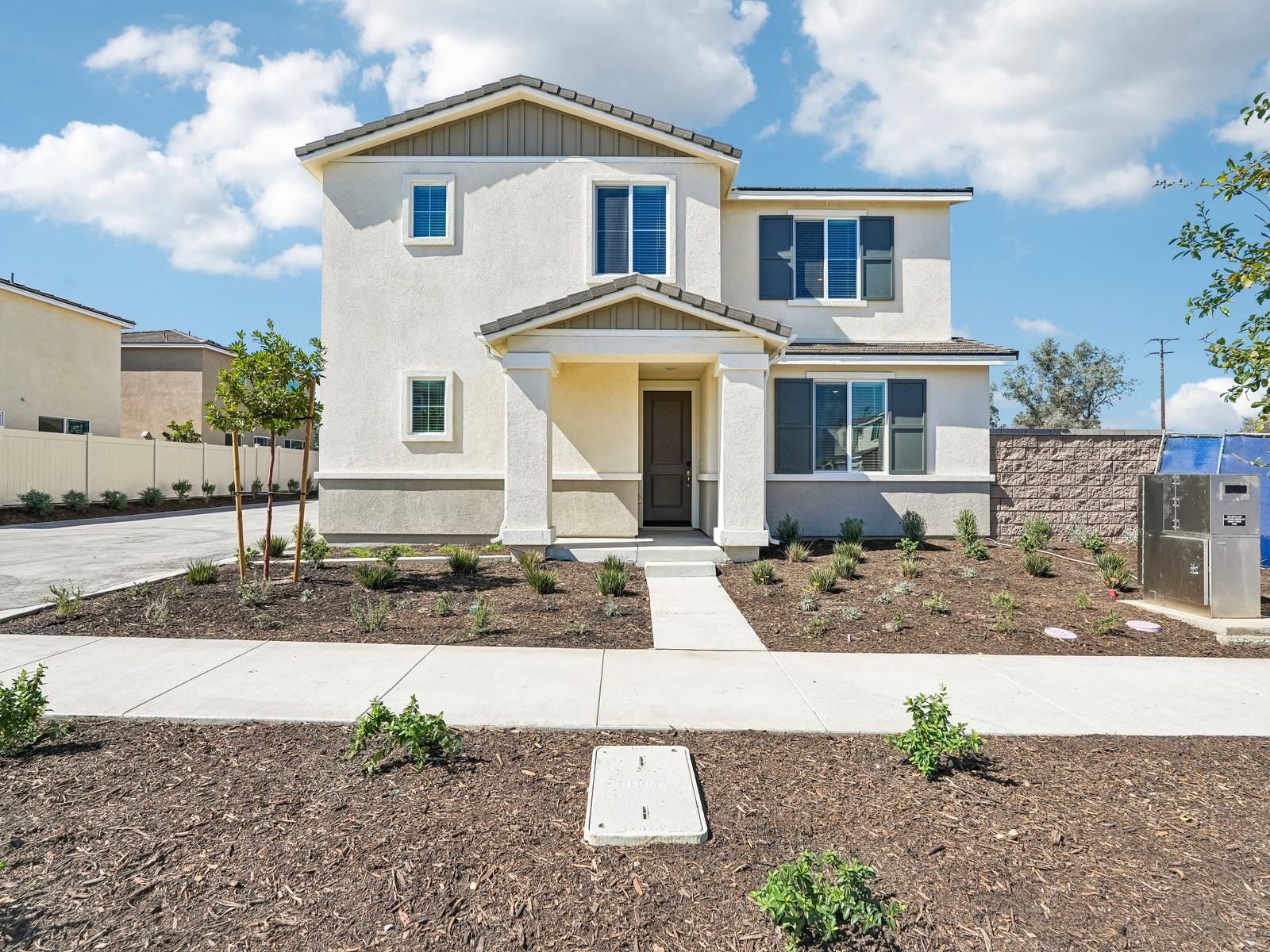 Residence 4 - Laurel: Redlands, California - Meritage Homes