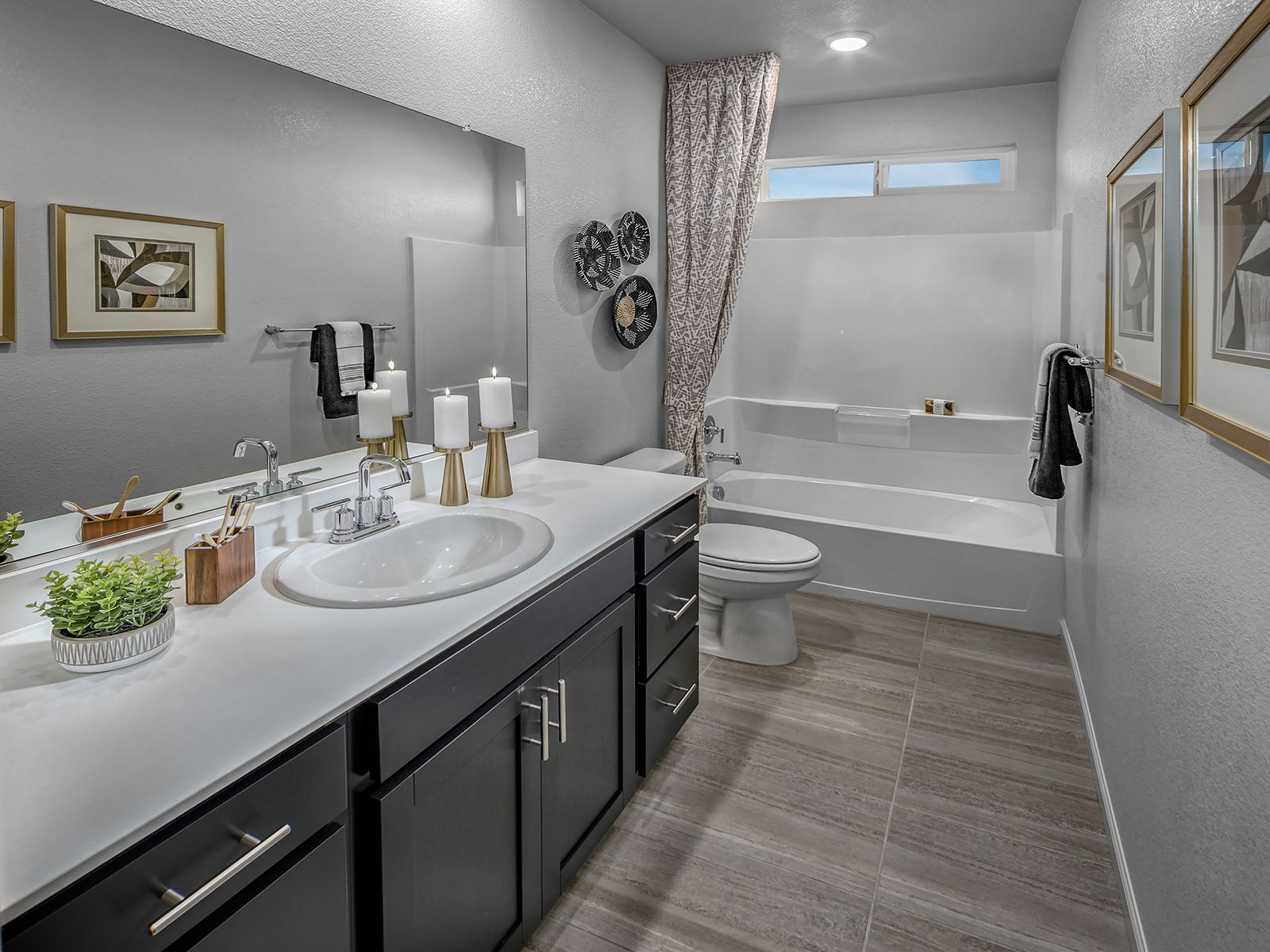 Residence 4 secondary bathroom modeled at a nearby Meritage community.