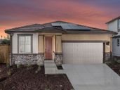 Tramore Village at Vanden Meadows por Meritage Homes en Vallejo-Napa California