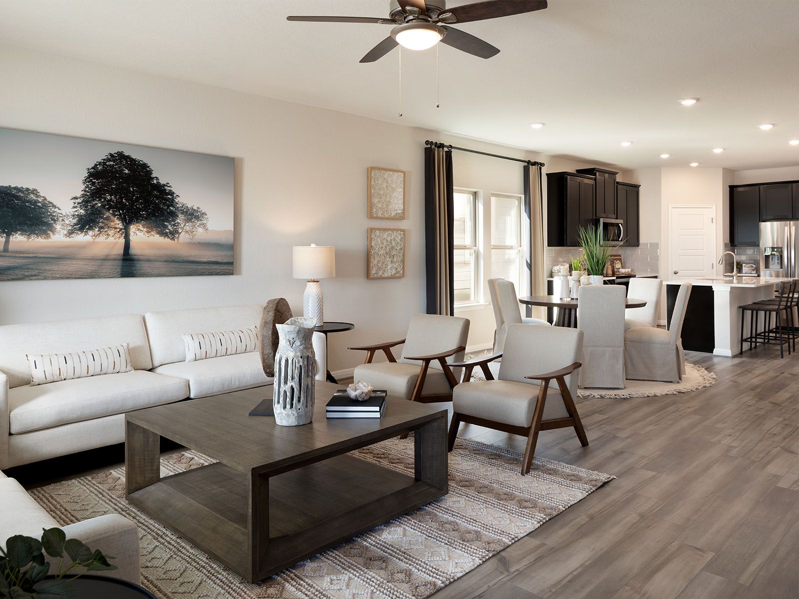 The open floorplan provides for excellent entertaining.