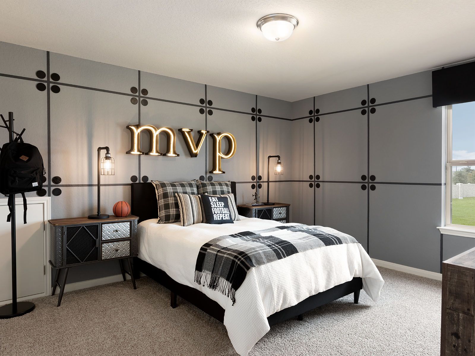 Secondary bedrooms are a great size for guests.