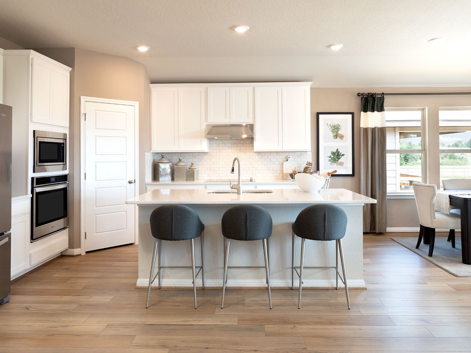 Cook delicious meals in the gourmet kitchen.