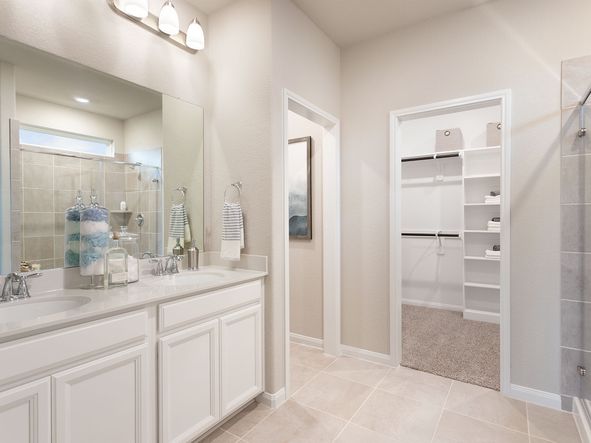 HOUMontgomeryOaksN304GlacierLiVENOWBalancedBATHweb