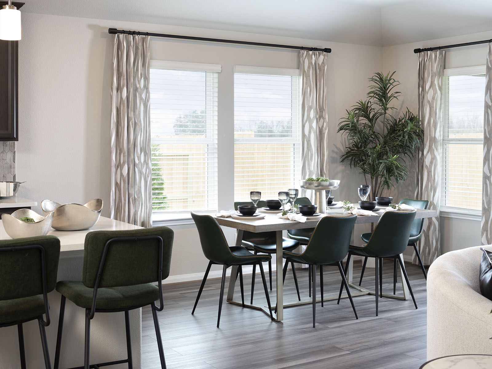 The open layout allows you to never miss a moment.
