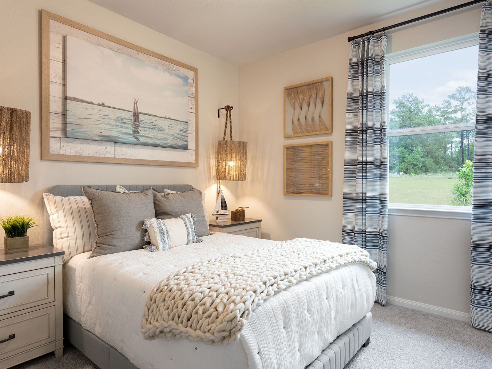 Secondary bedroom