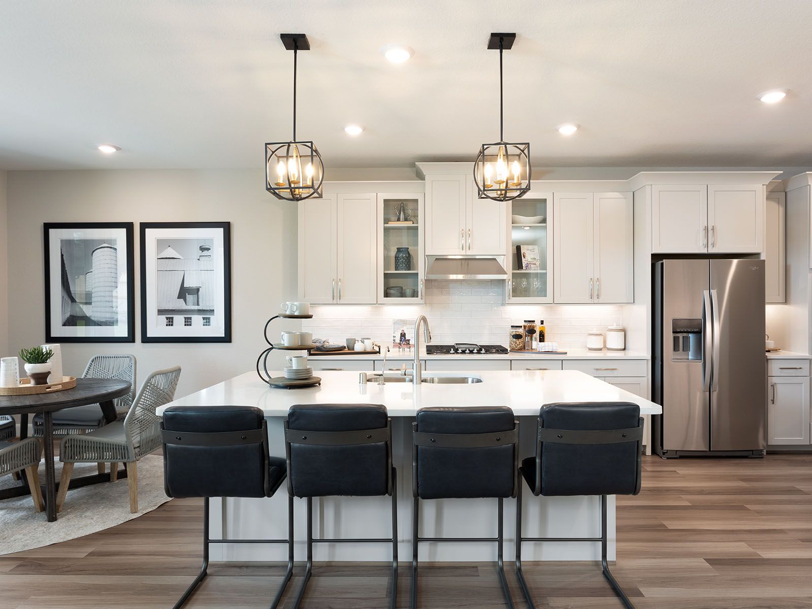 Enjoy making dinner in the gourmet kitchen.