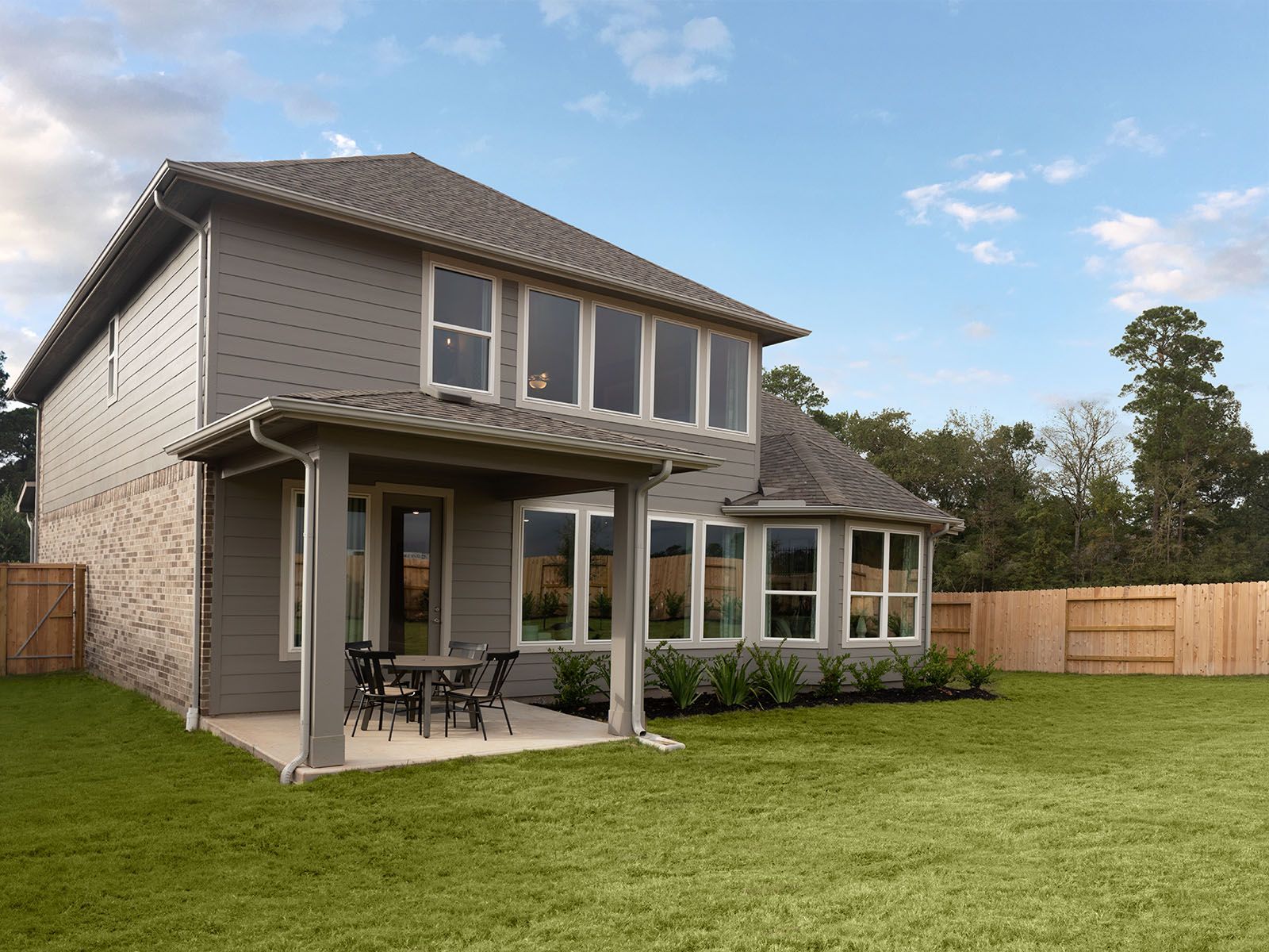HOU_MontgomeryOaks_4012_Cedar_Classic White_BY_web