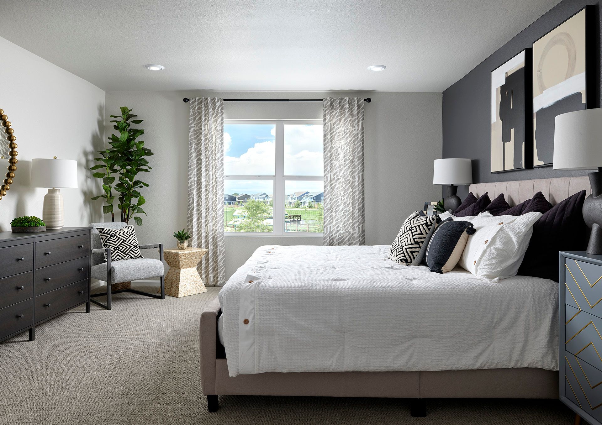 Welcome to the Woodland floorplan modeled ay Horizon Uptown in Aurora, CO.