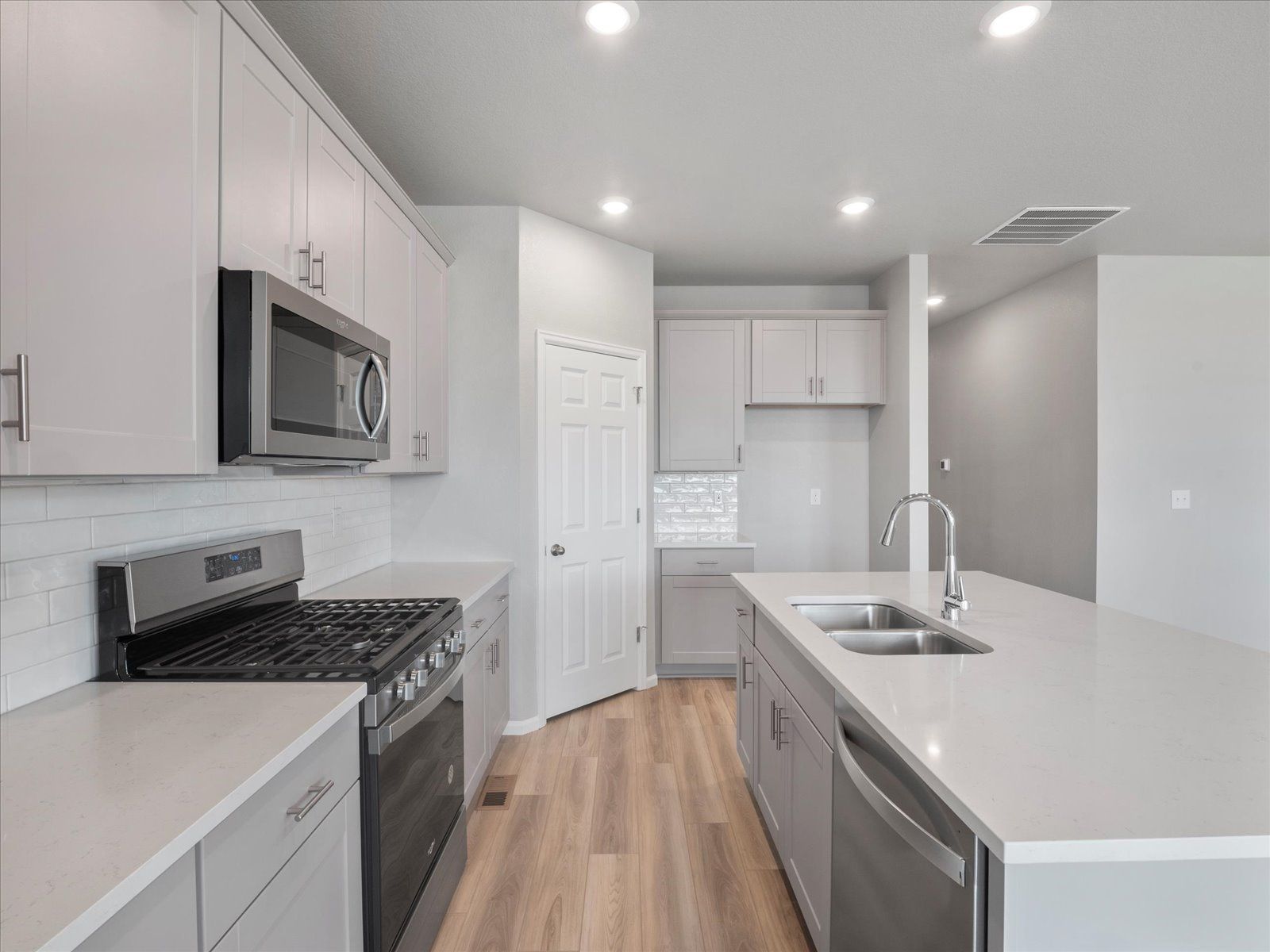 Primrose - Buffalo Highlands: The Flora Collection: Commerce City, Colorado - Meritage Homes