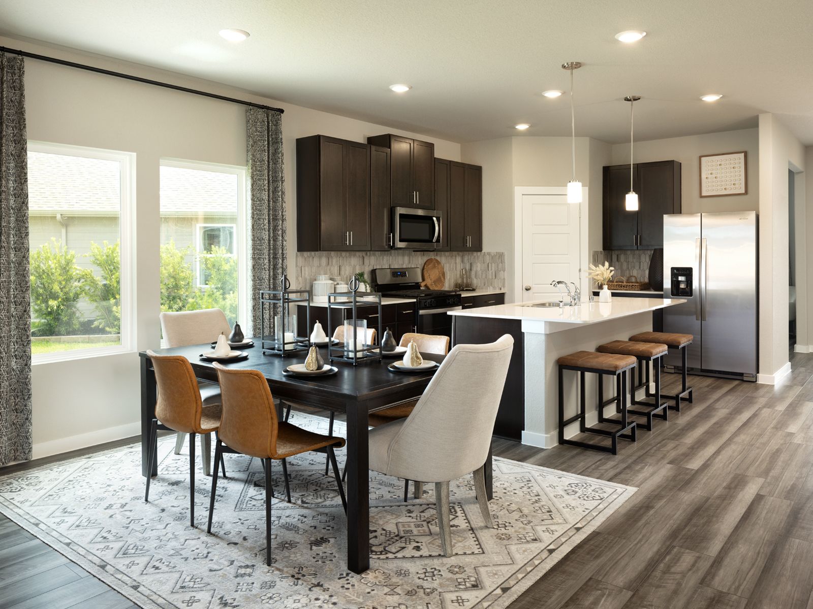 Enjoy family meals at the dinner table.