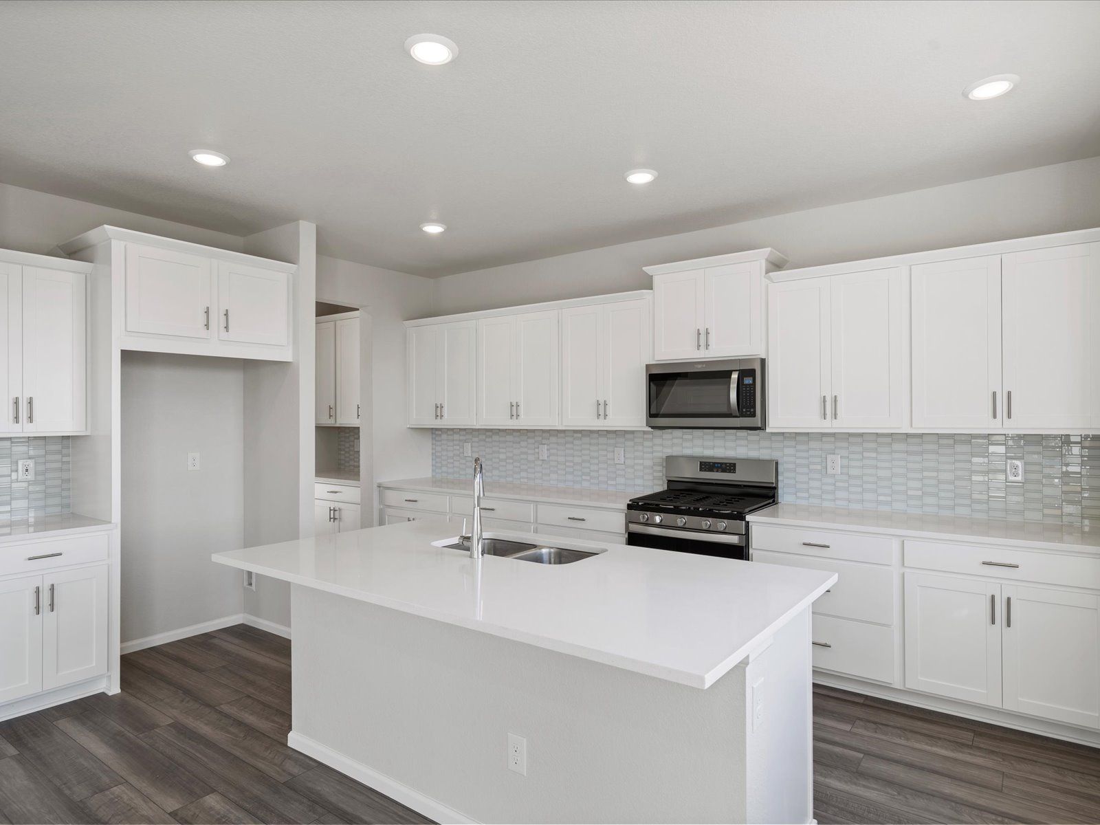 9215 Sedalia Street. Commerce City, CO 80022