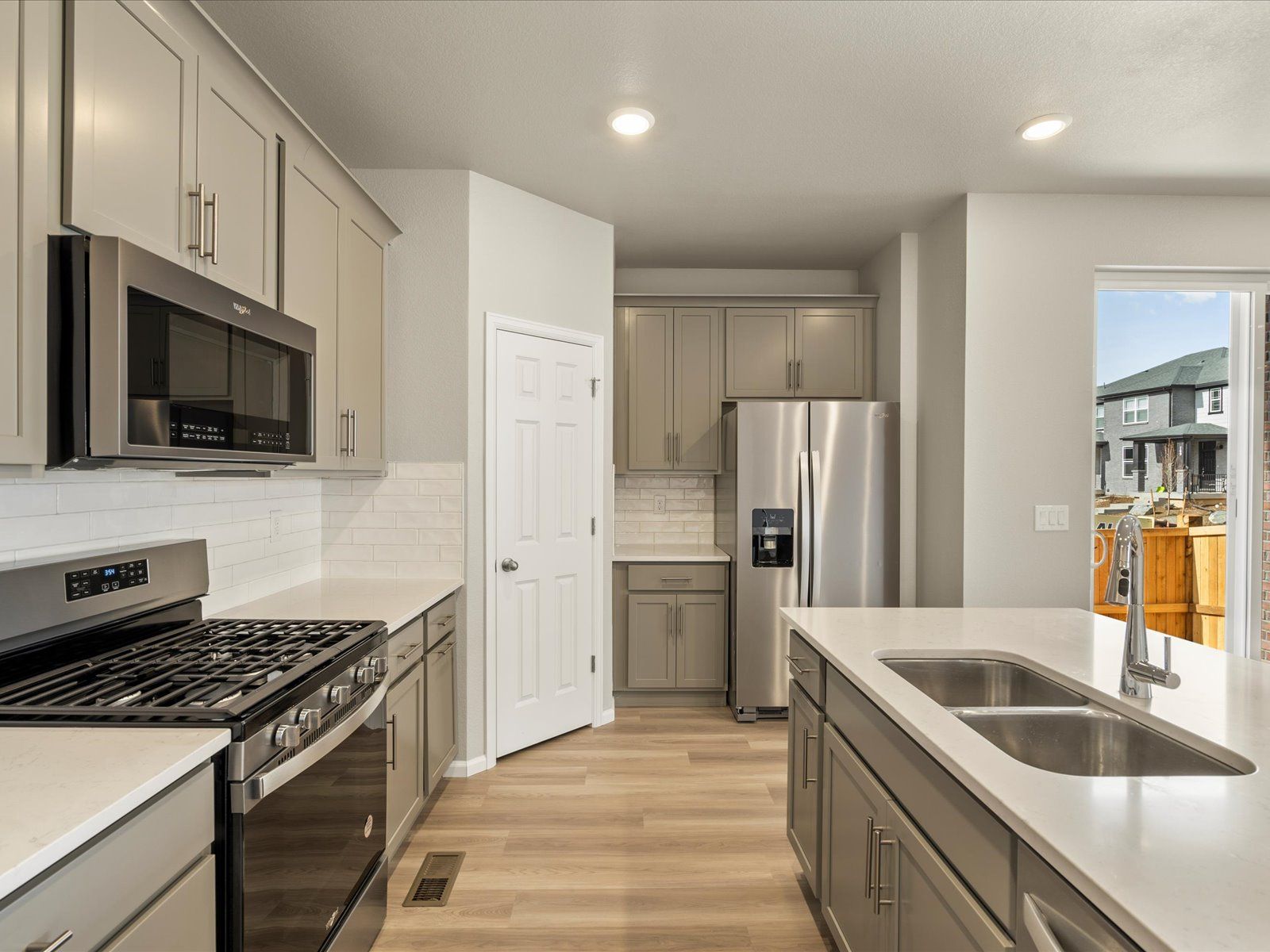 The Keystone - Horizon Uptown: The Mountain Collection: Aurora, Colorado - Meritage Homes