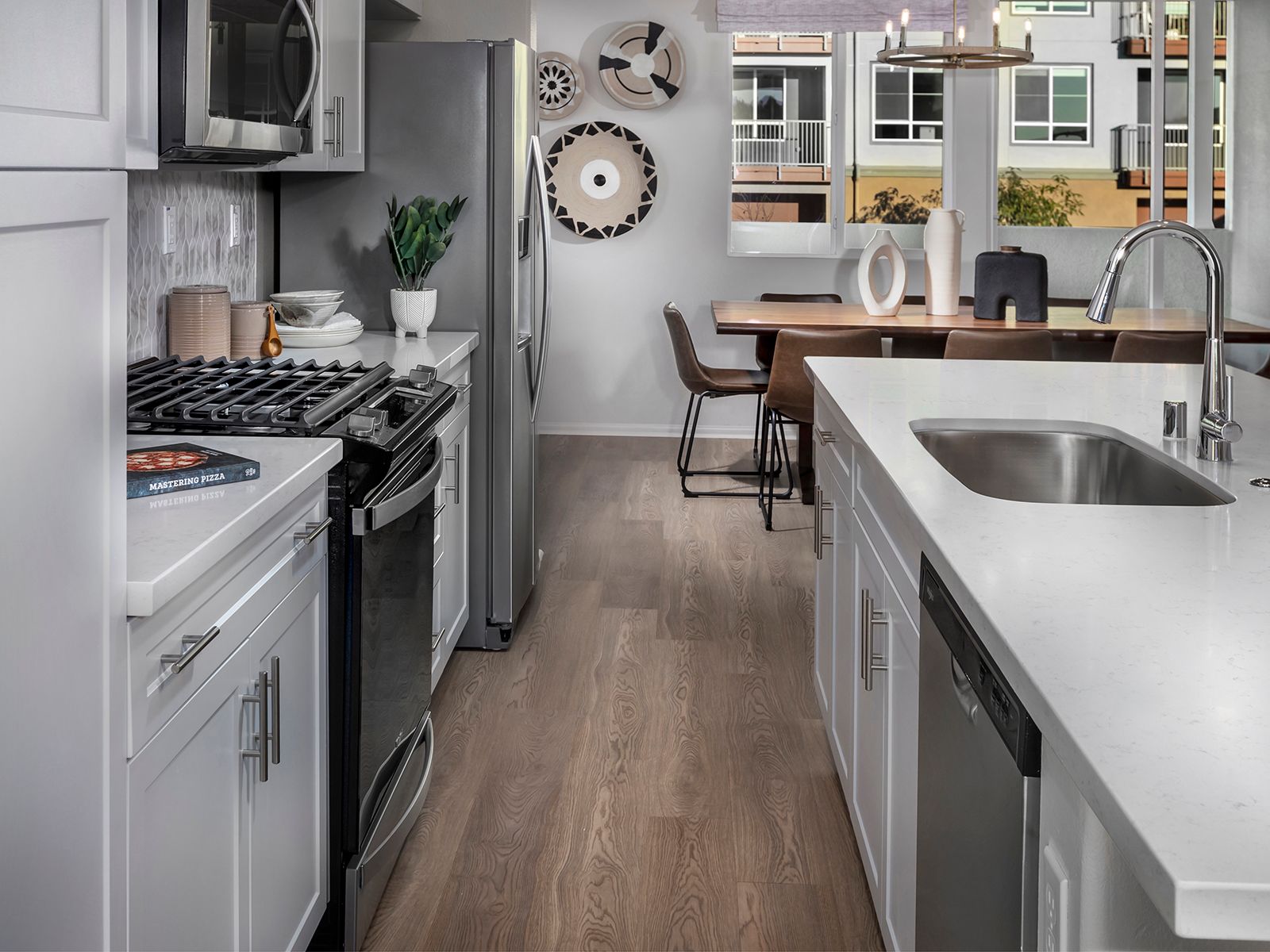 Residence 3 Gallery - NEW - kitchen 2