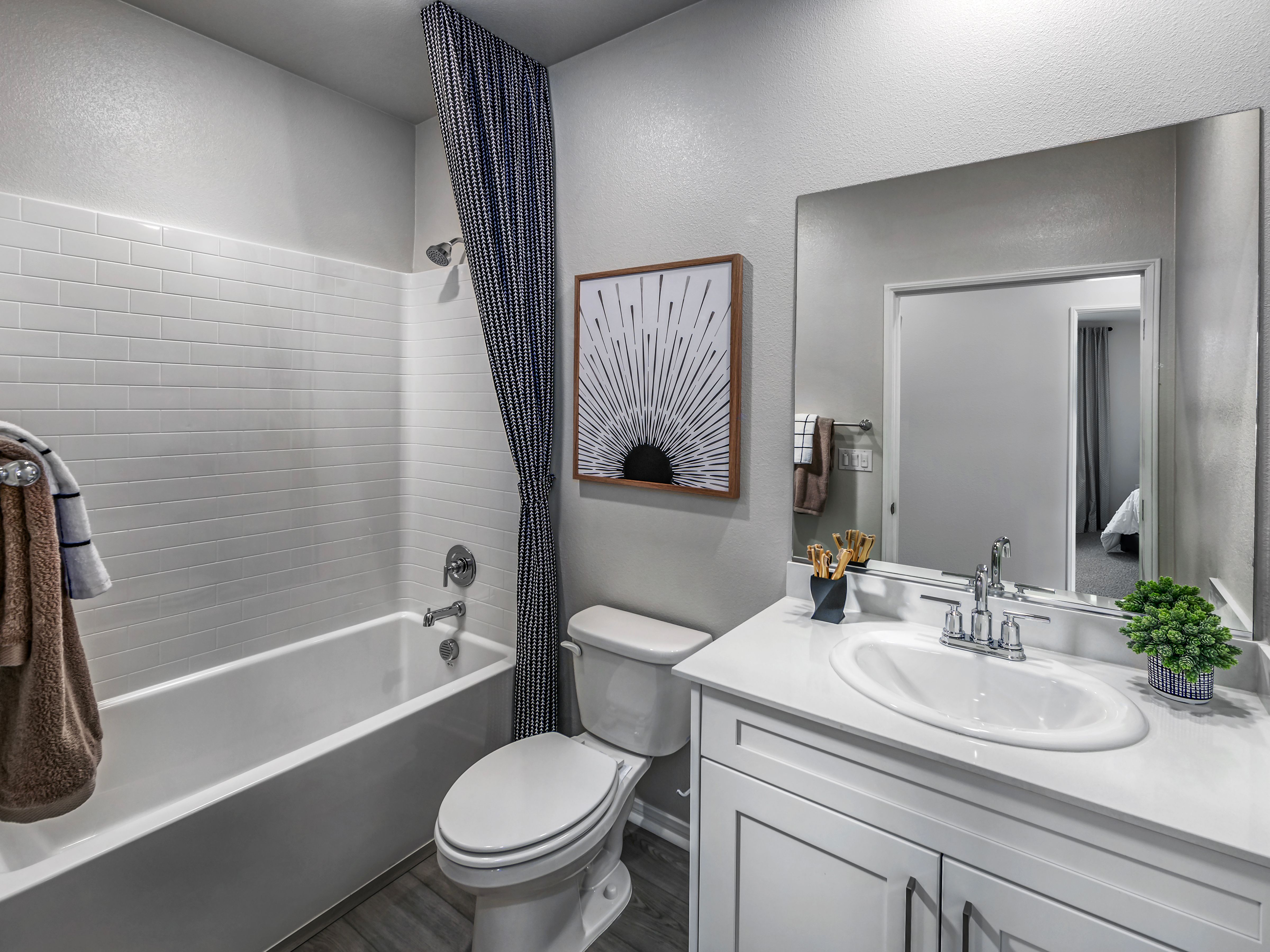 Residence 1 - bath 2