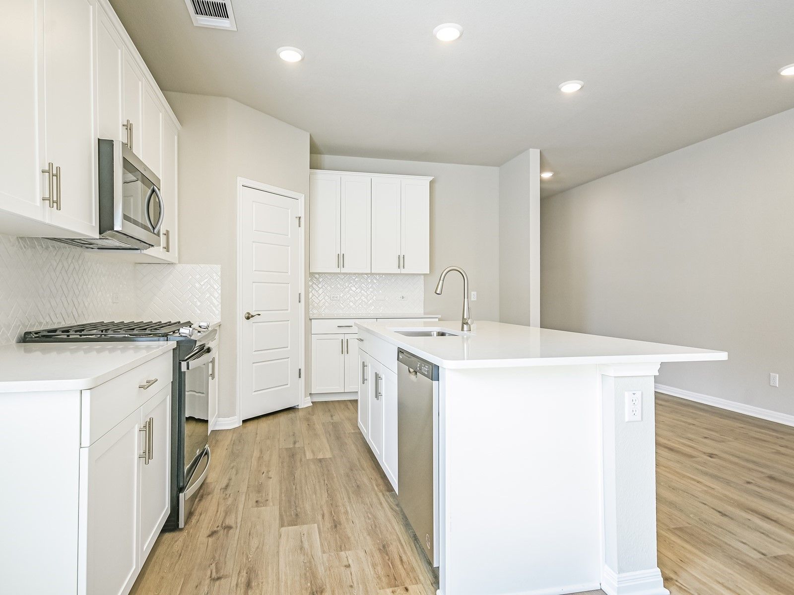 The Pearl (C452) - Butler Farms - Boulevard Collection: Liberty Hill, Texas - Meritage Homes