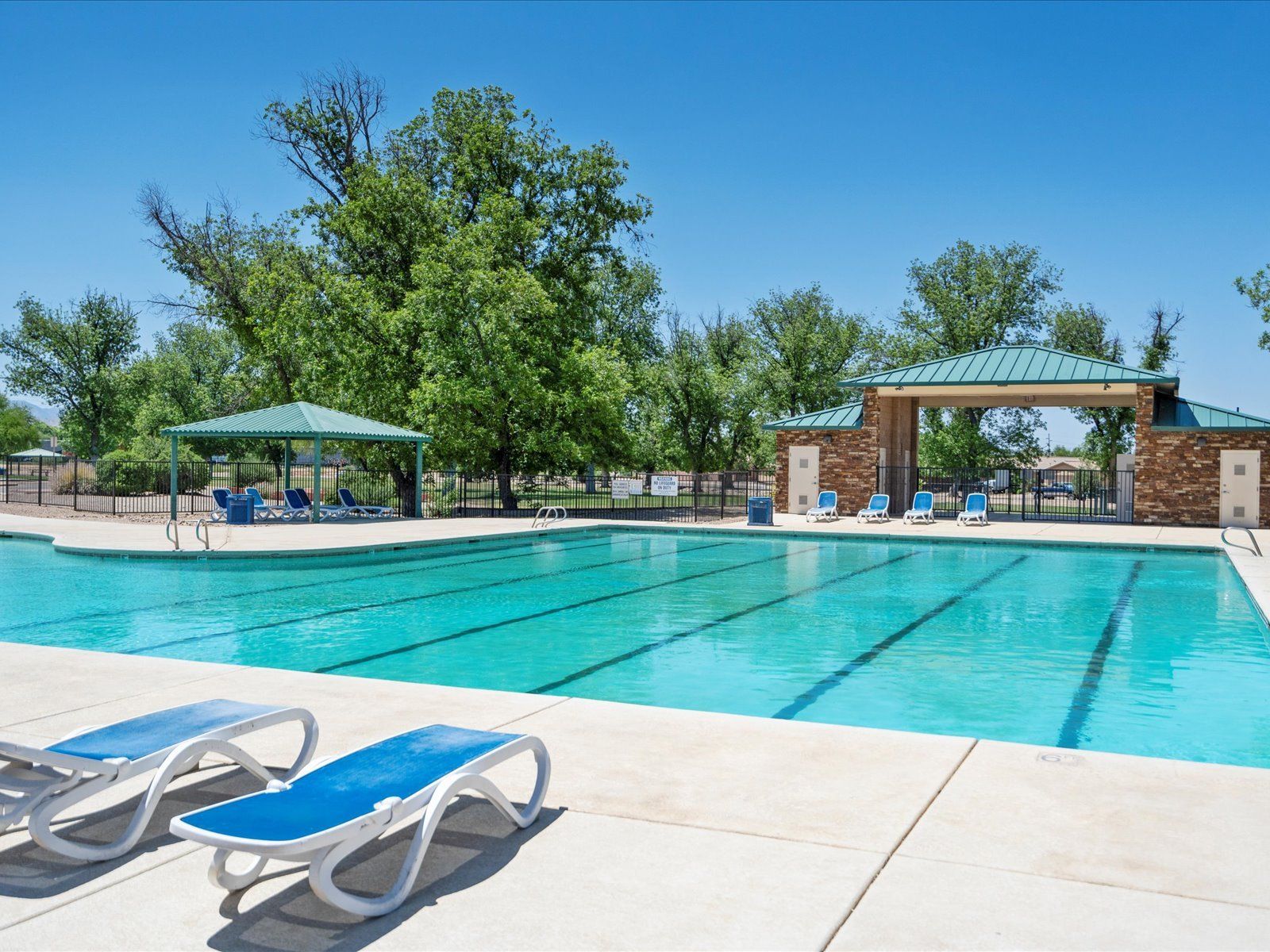 Arbor at Madera Highlands is nestled within mature landscaping and offers several amenities including walking and bike paths, basketball courts, community pool, and neighborhood parks.