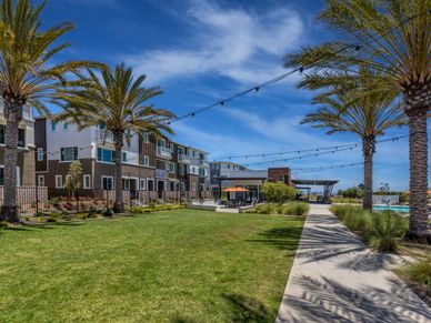 Enjoy a picnic or play sports on the Ponte Vista event lawn.
