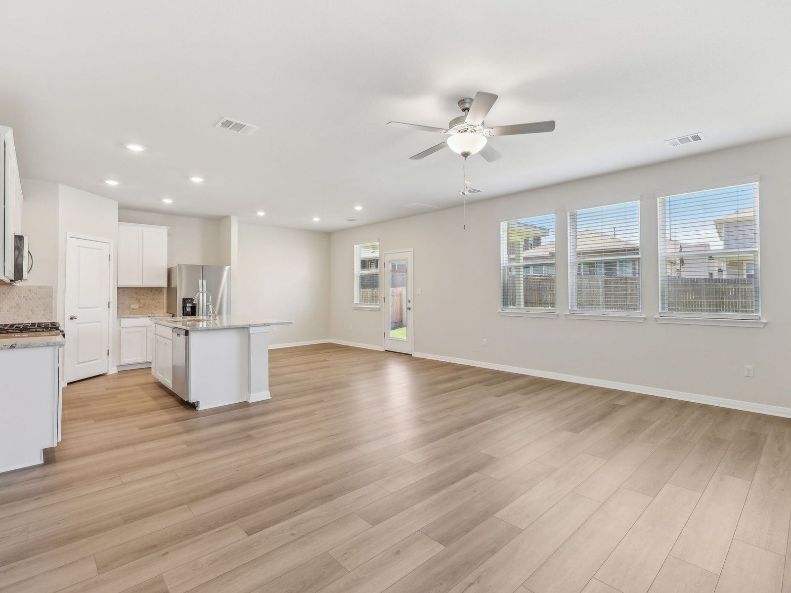 The Lassen (370) Floorplan