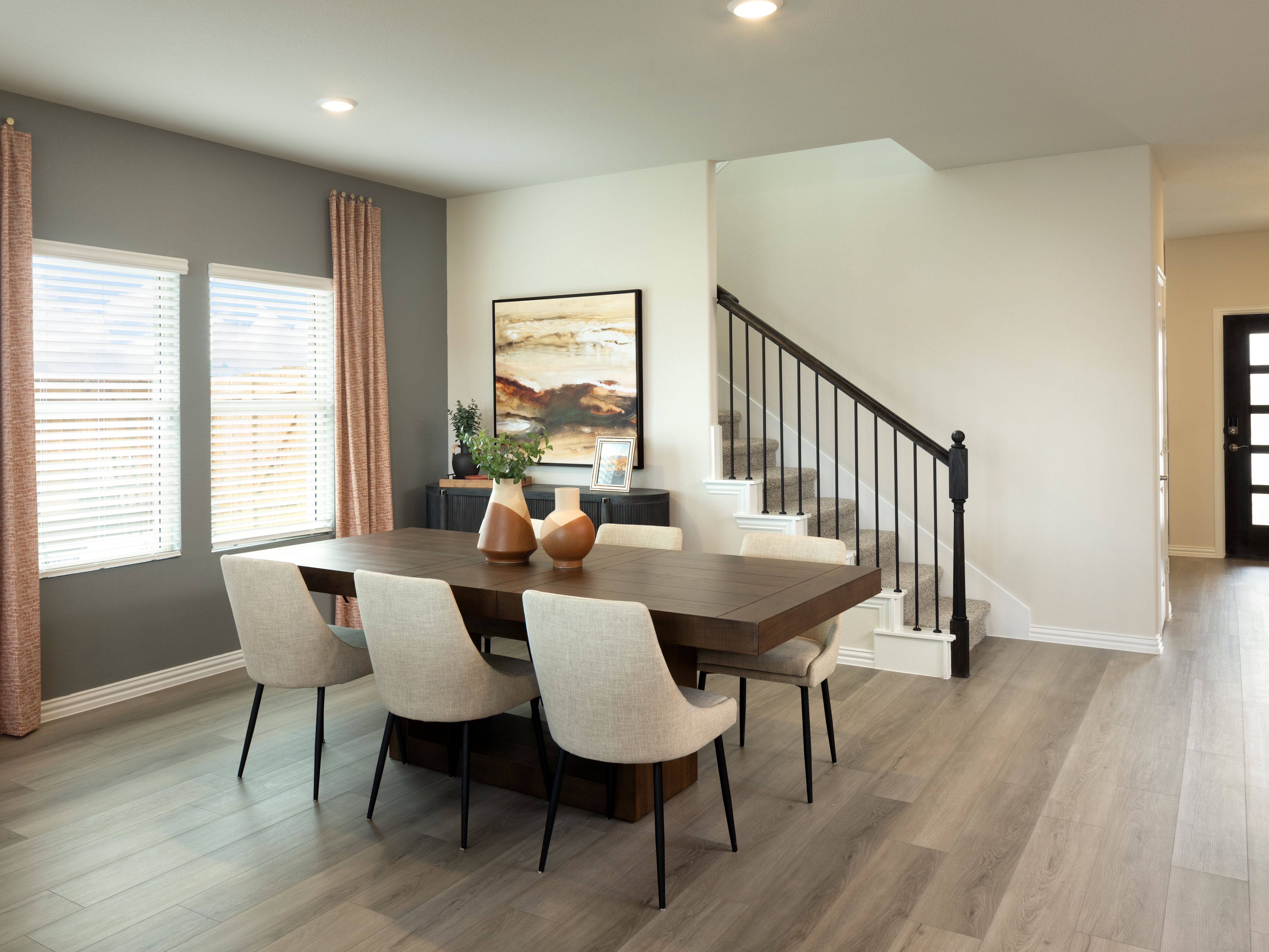 Enjoy family dinners around the dining table