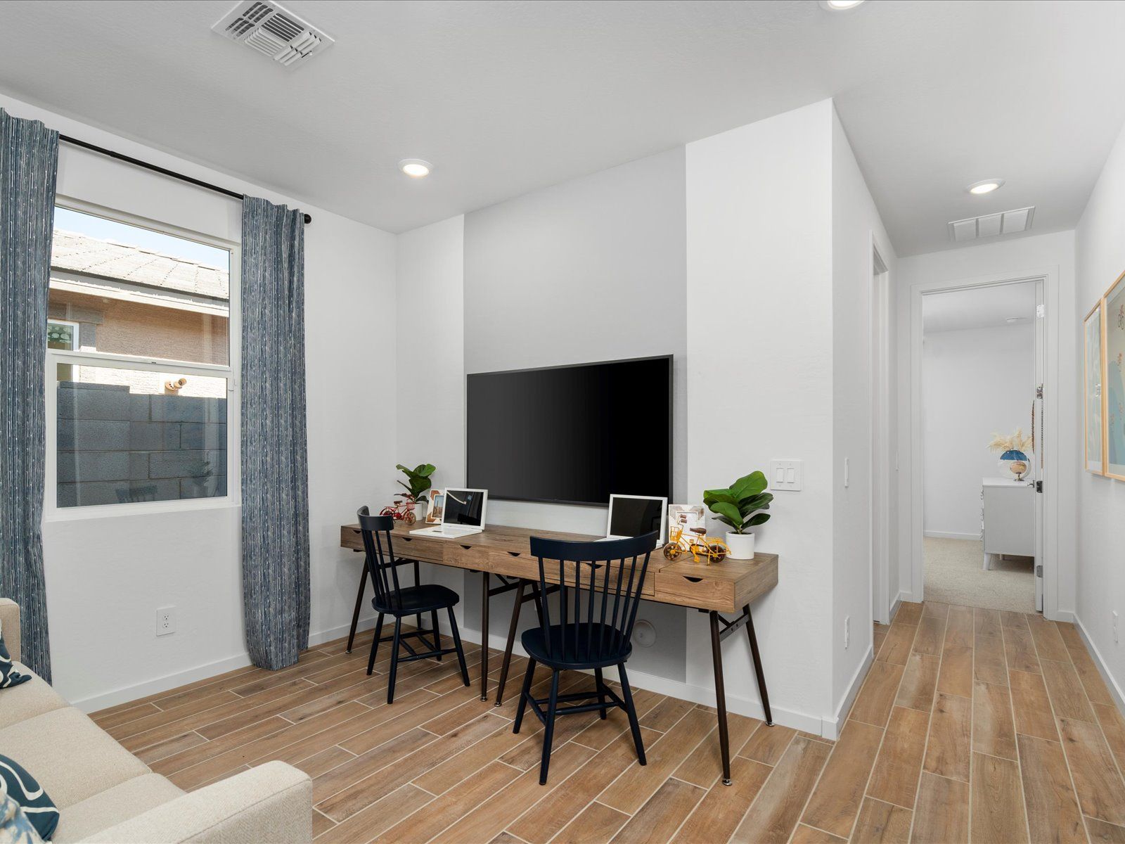 PHX_Silva-Farms_Lark_Living-Room_17740-W-Washington-St