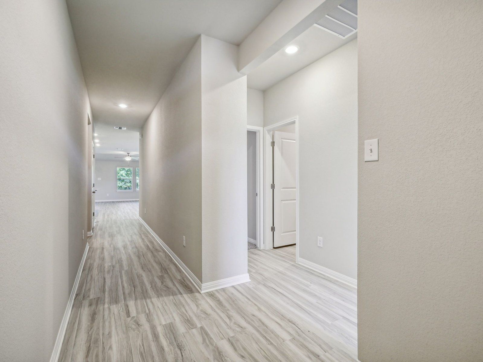 The Burnett (825) Floorplan