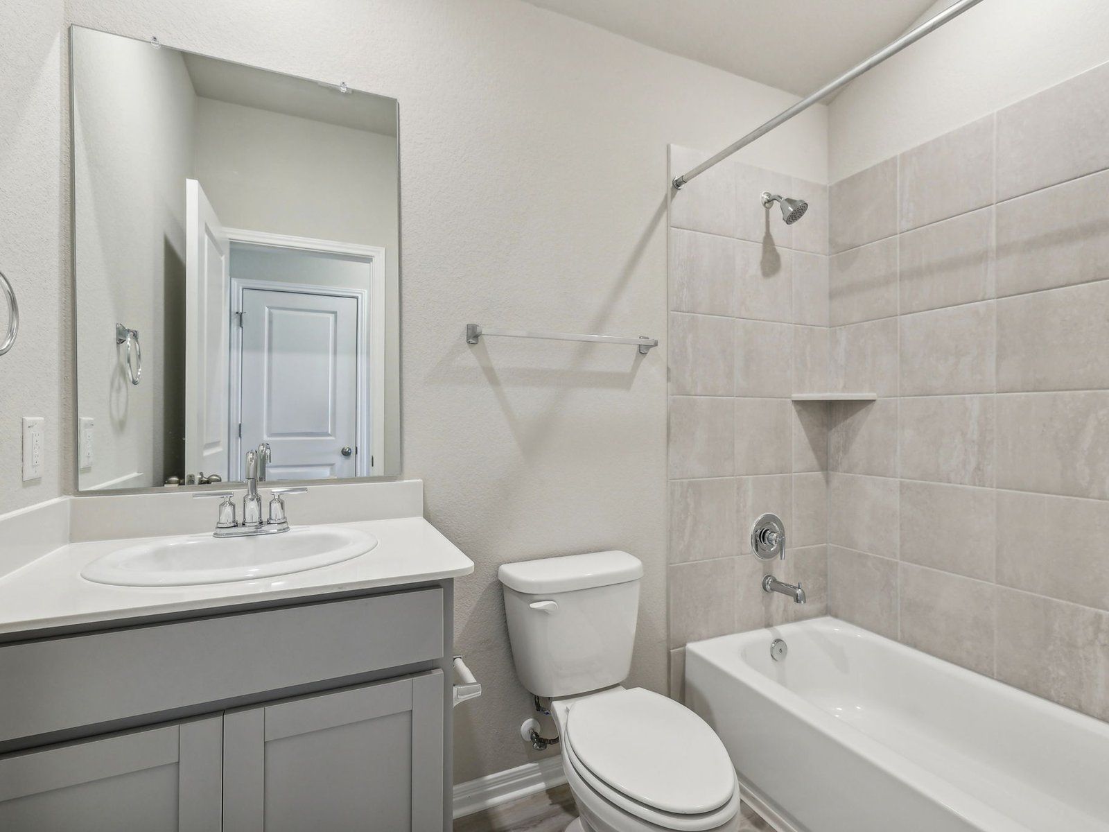 The Burnett (825) Floorplan