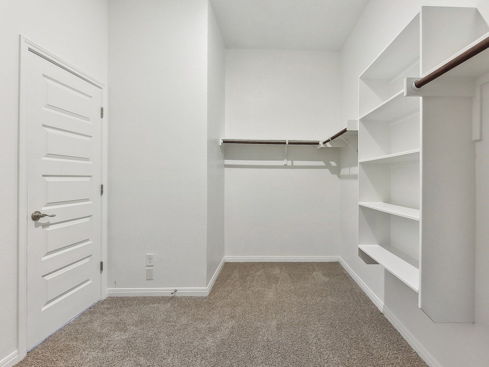 Primary Bedroom Closet