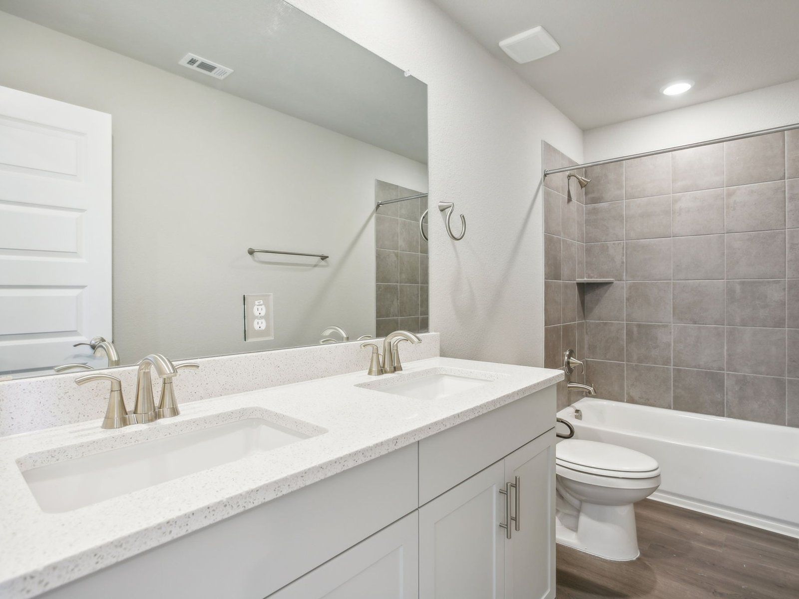 The Revere - Opal Meadows: Kyle, Texas - Meritage Homes