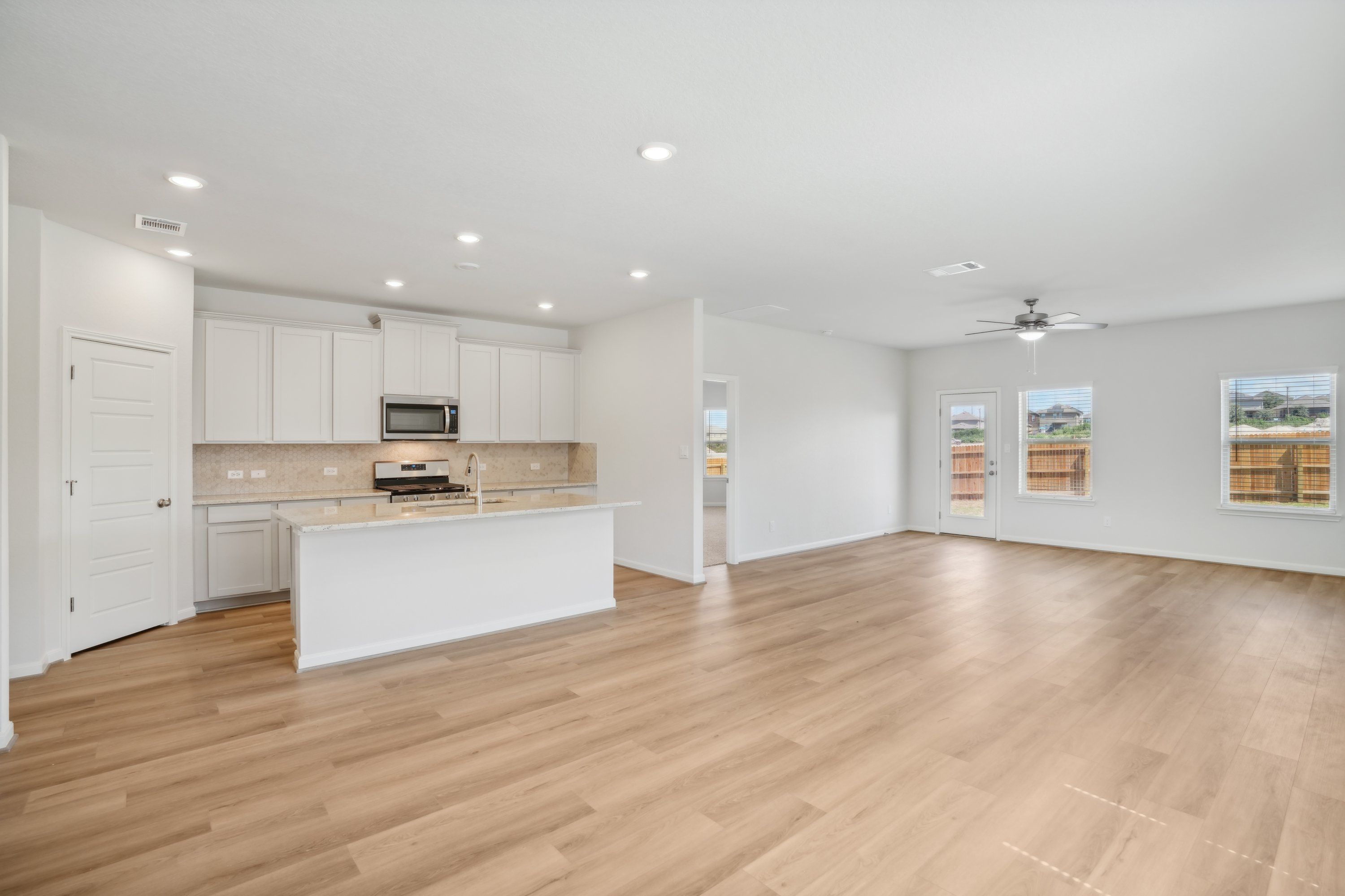 Reynolds (890) - Carmel Ranch: Schertz, Texas - Meritage Homes