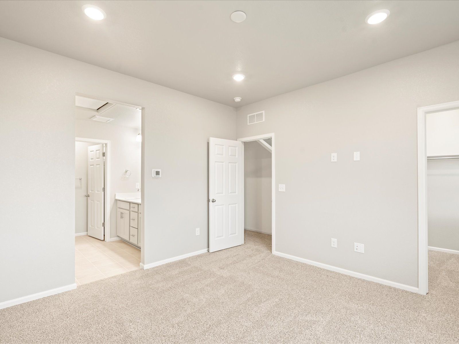 The Cameron floorplan interior image taken at a Meritage Homes community in Broomfield, CO.