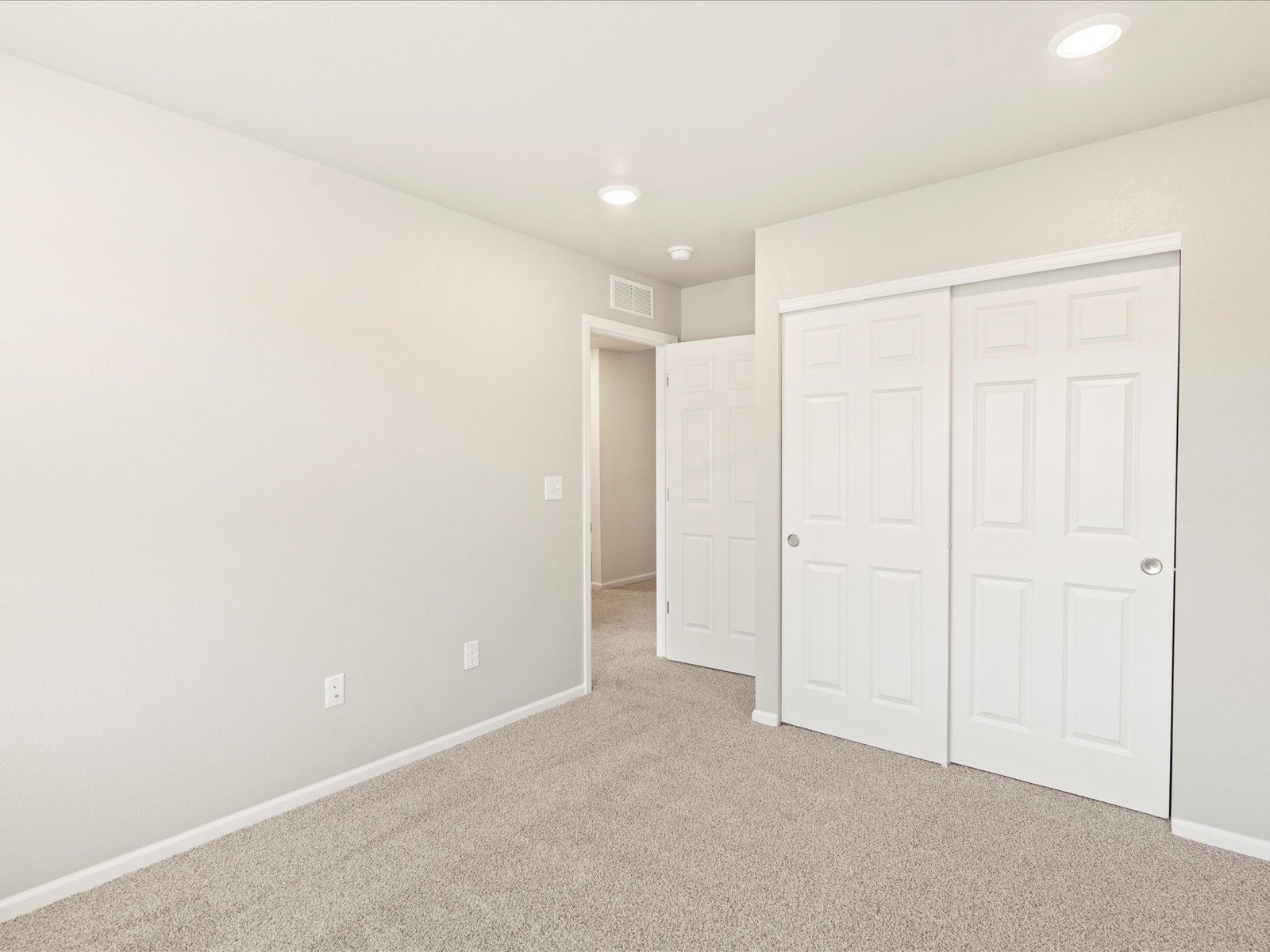 The Cameron floorplan interior image taken at a Meritage Homes community in Broomfield, CO.