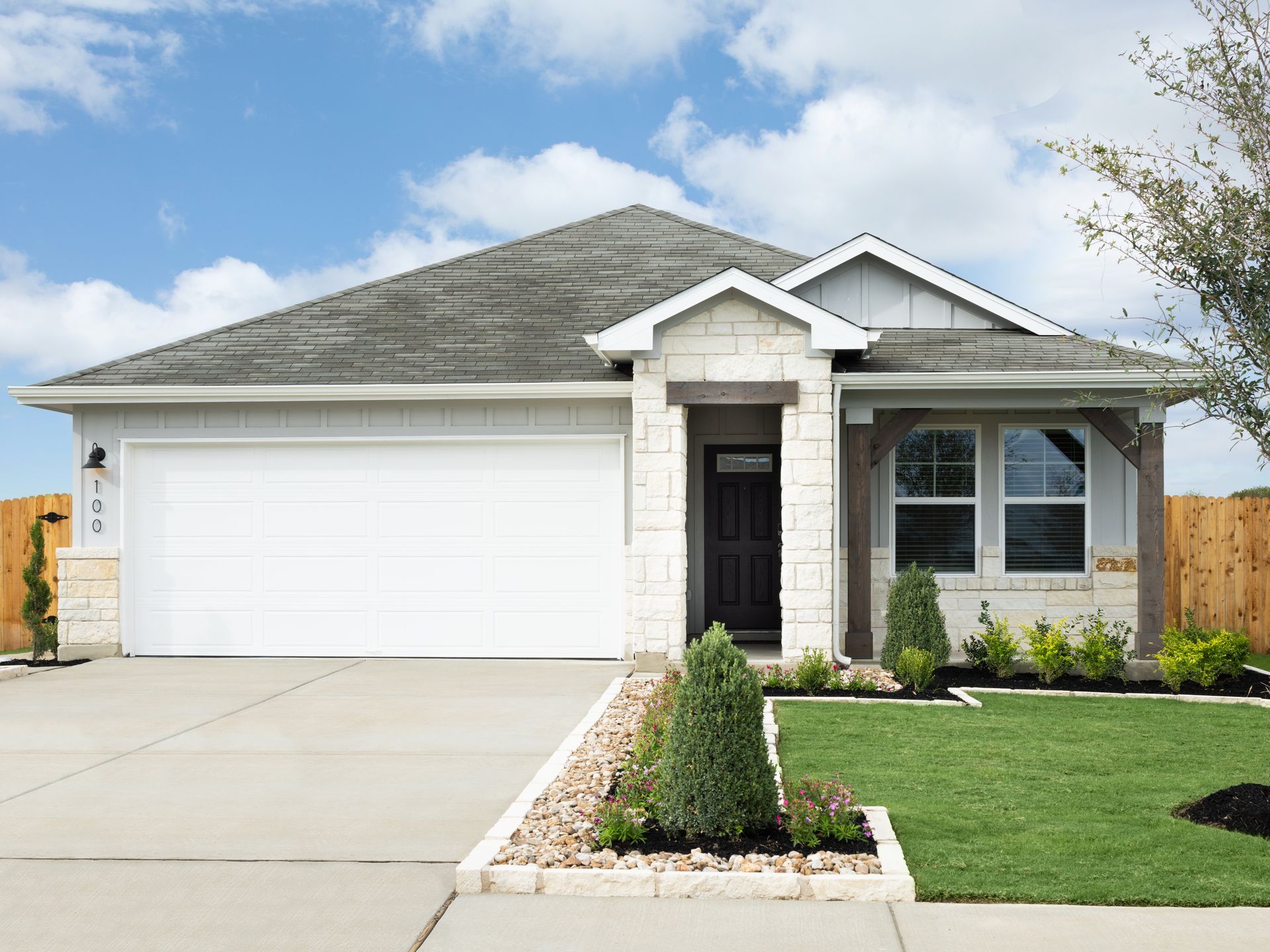 The Callaghan (830) Floorplan Model in Eastern Wells.