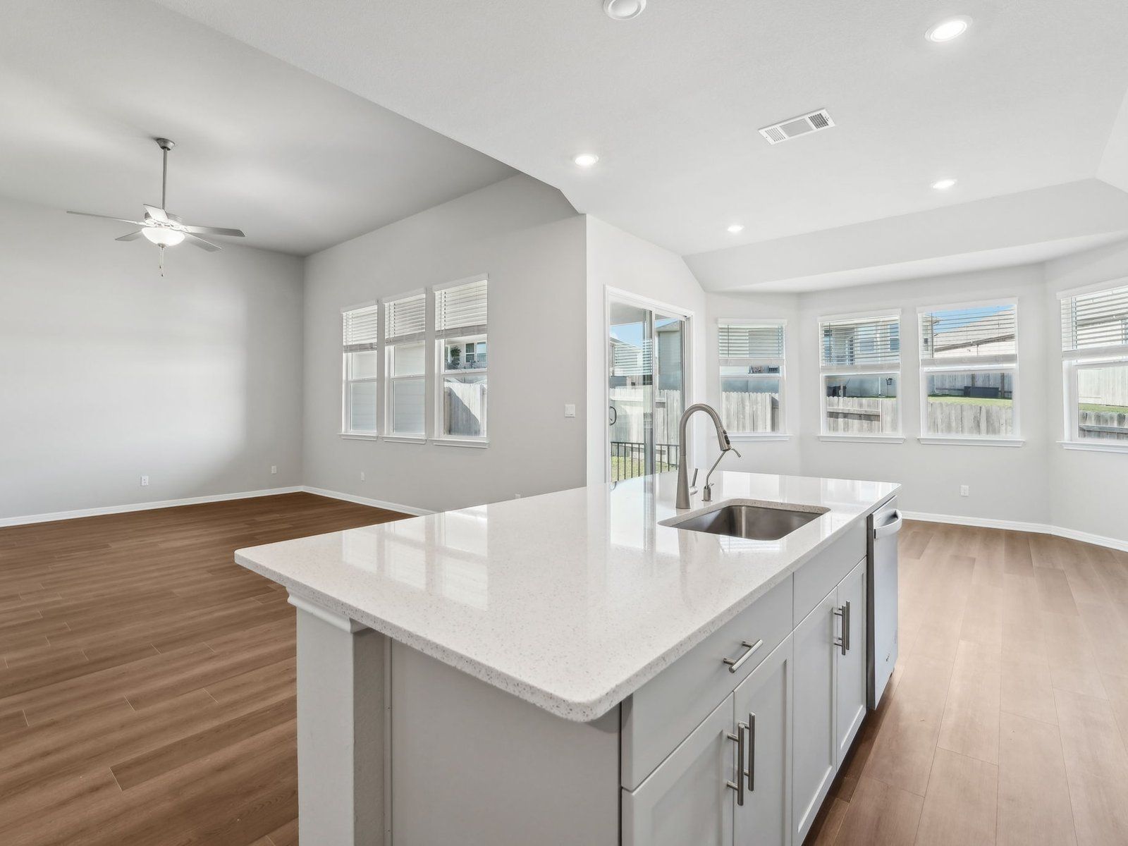 The Valor (540) Floorplan