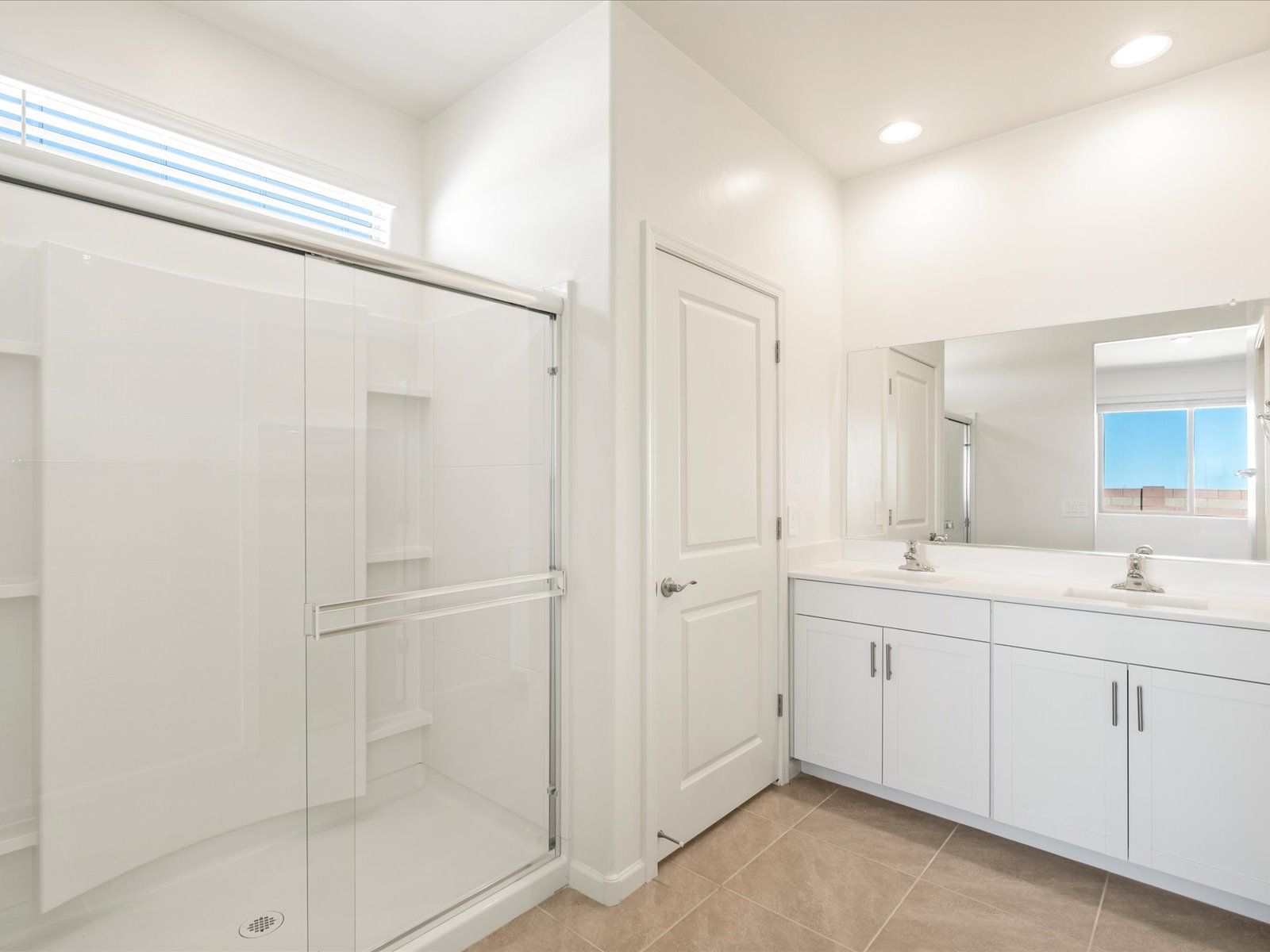 Welcome to the 1460 floorplan.