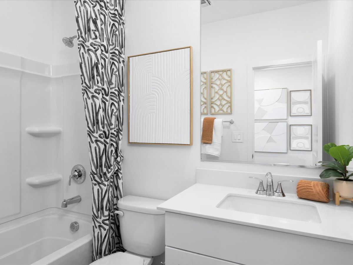 Guest Bathroom in Leslie Floorplan modeled at Allure Vista