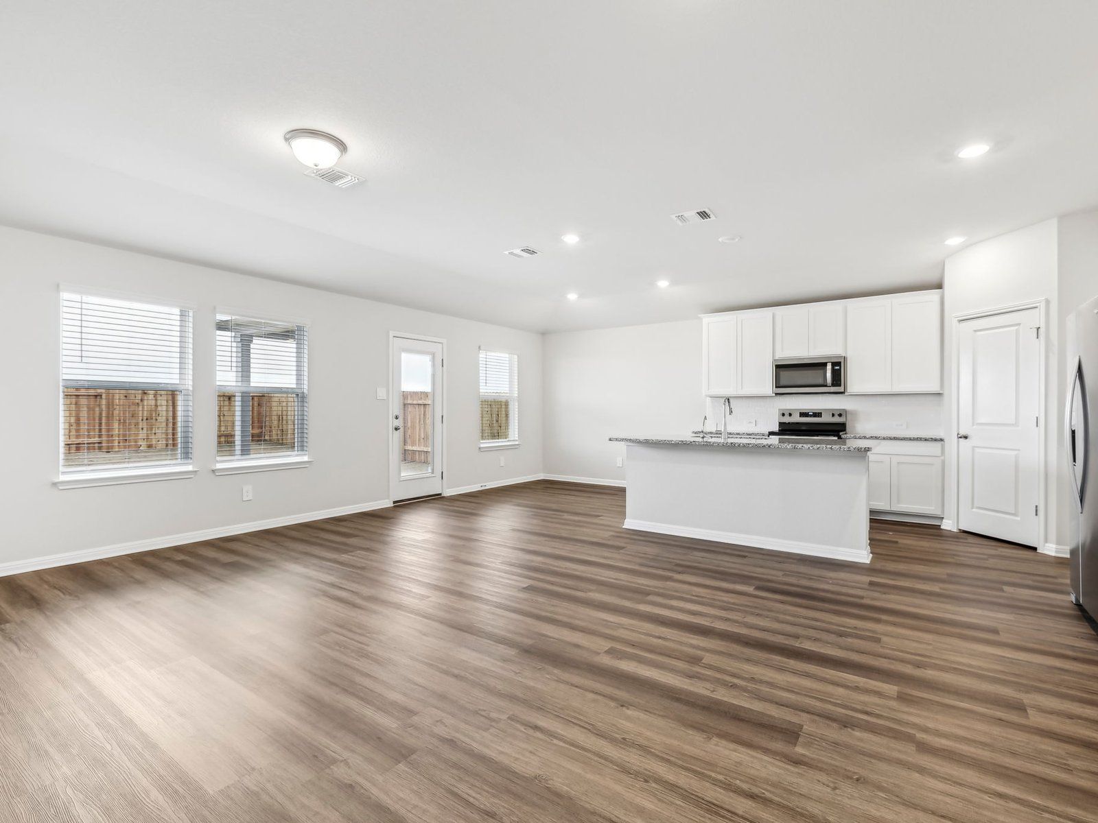 The Ross (410) Floorplan