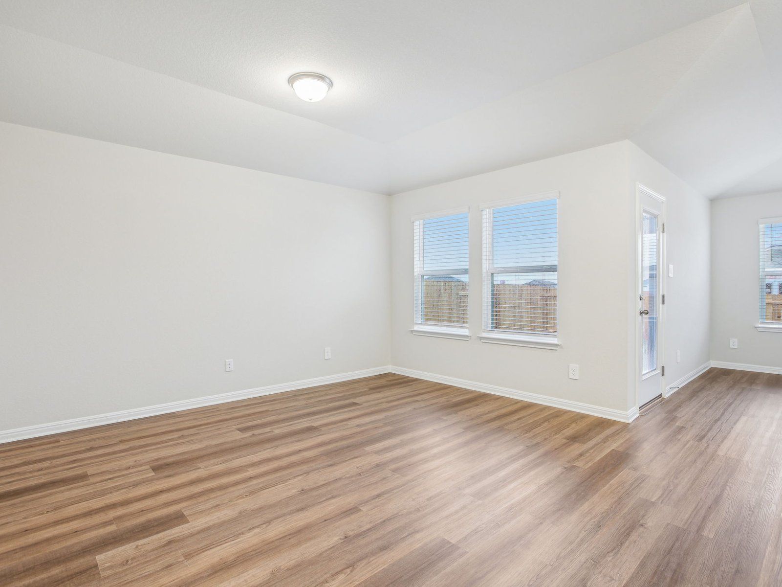 The Briscoe (820) Floorplan